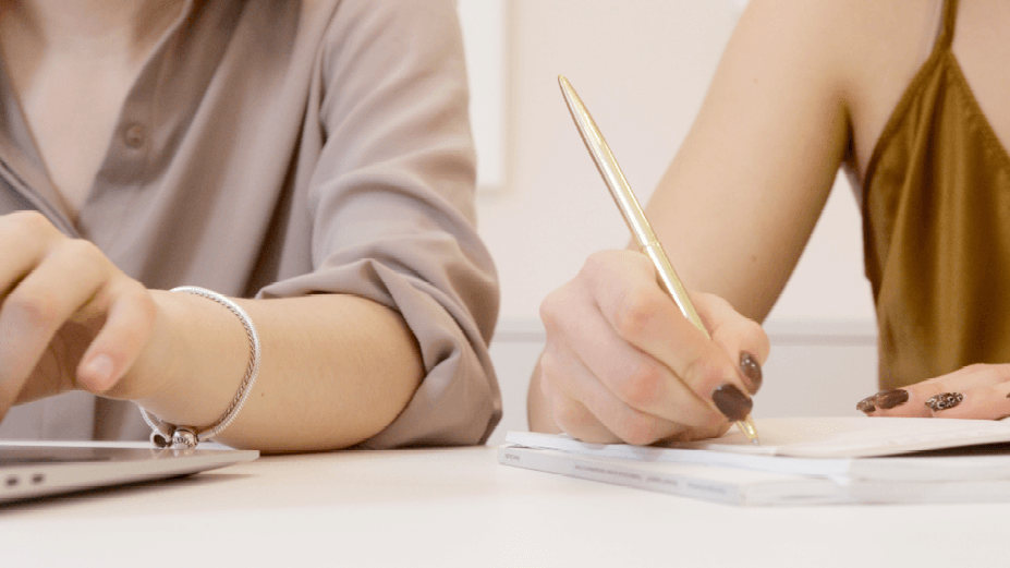 Devenir coach en image le guide - Elora