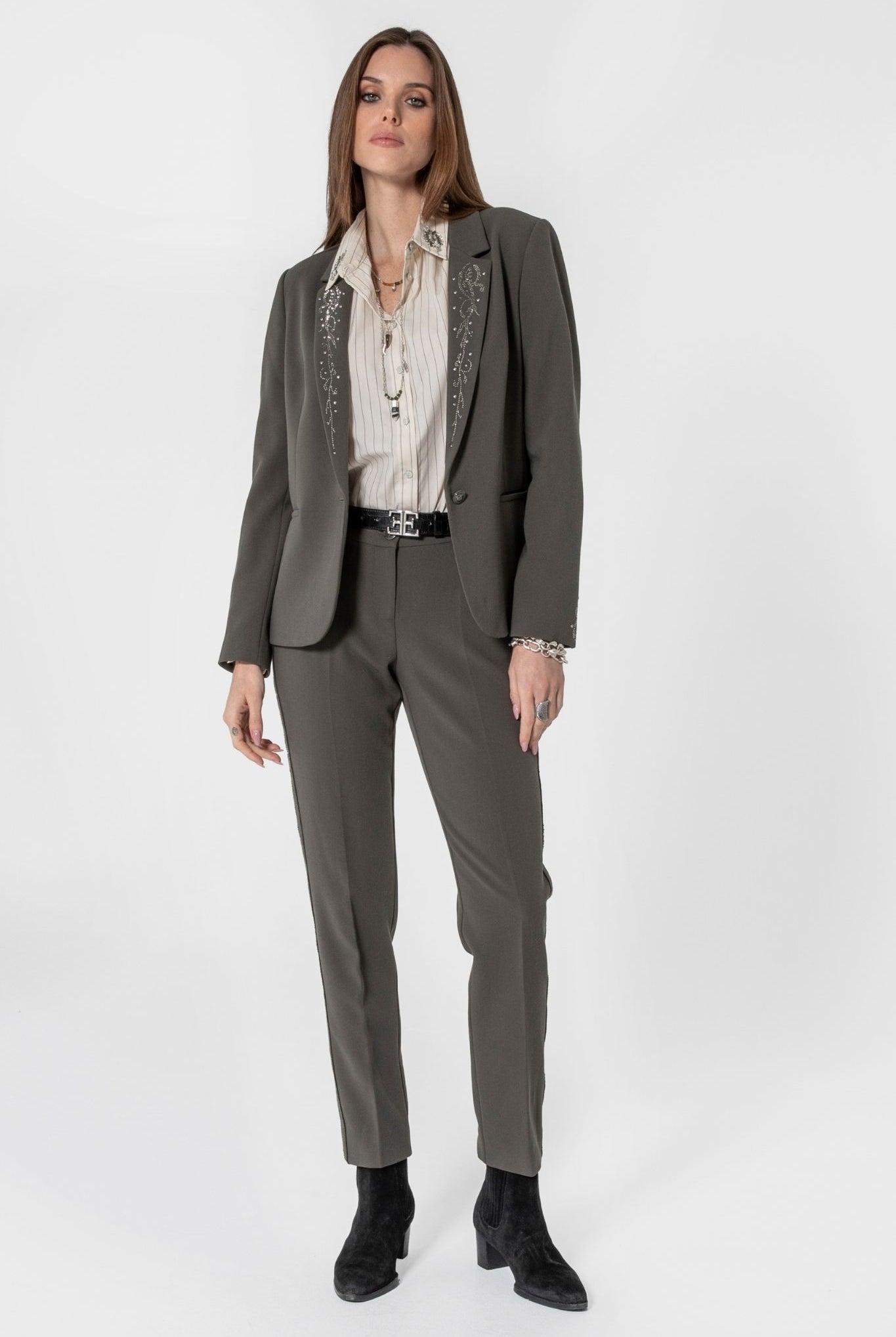 Veste tailleur à strass et clous kaki | Elora