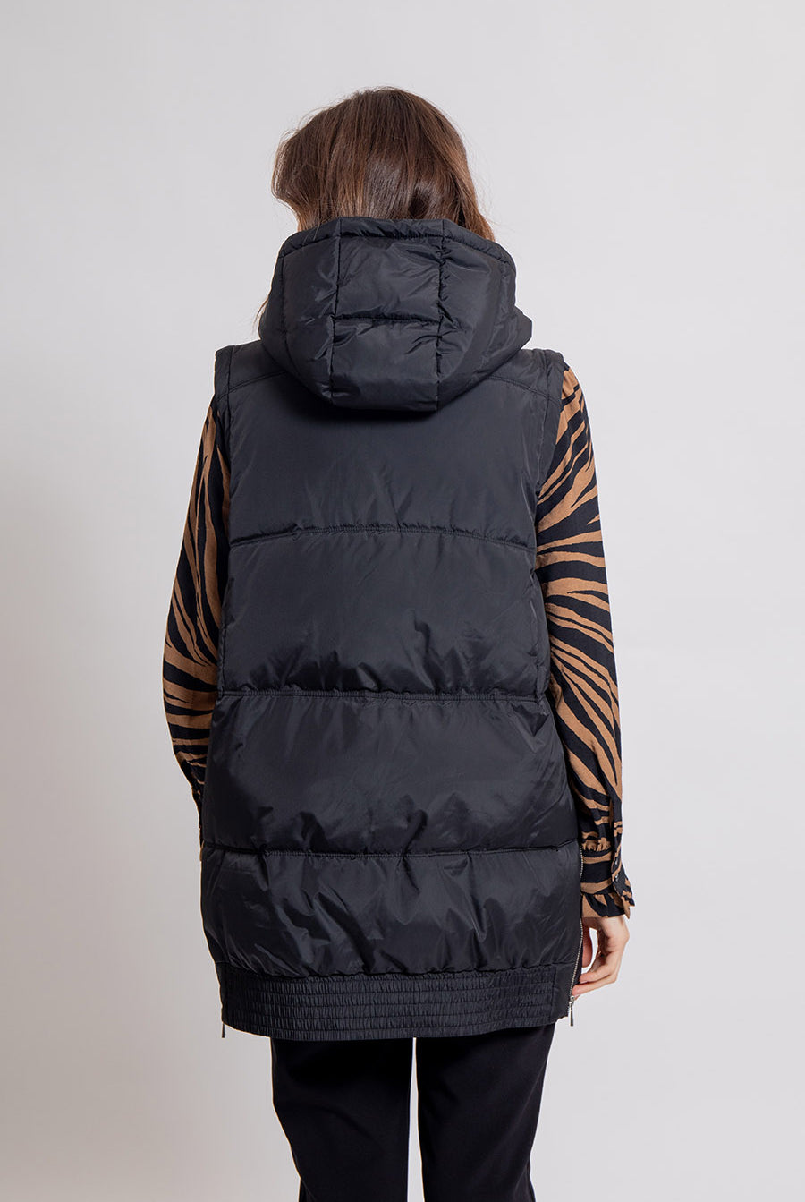Doudoune noire mi longue avec manches amovibles | Elora