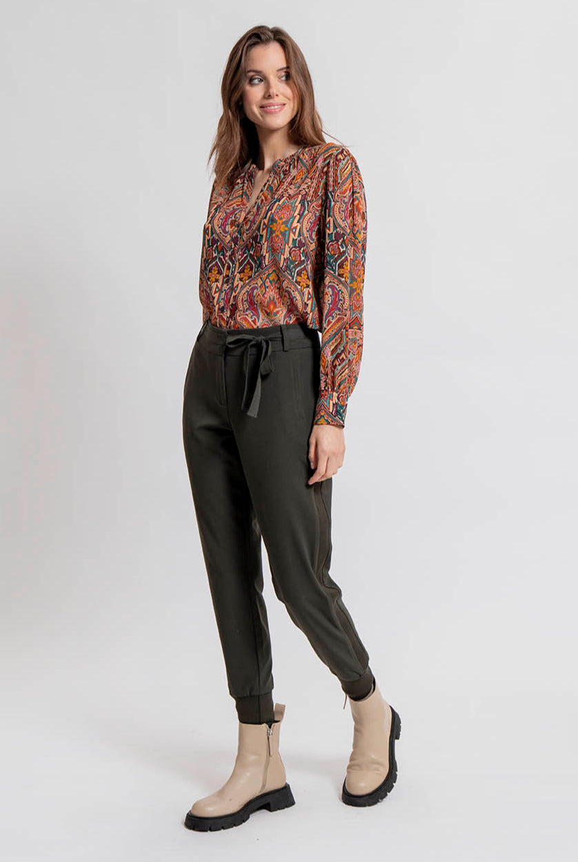 Pantalon esprit néo jogging coloris kaki | Elora