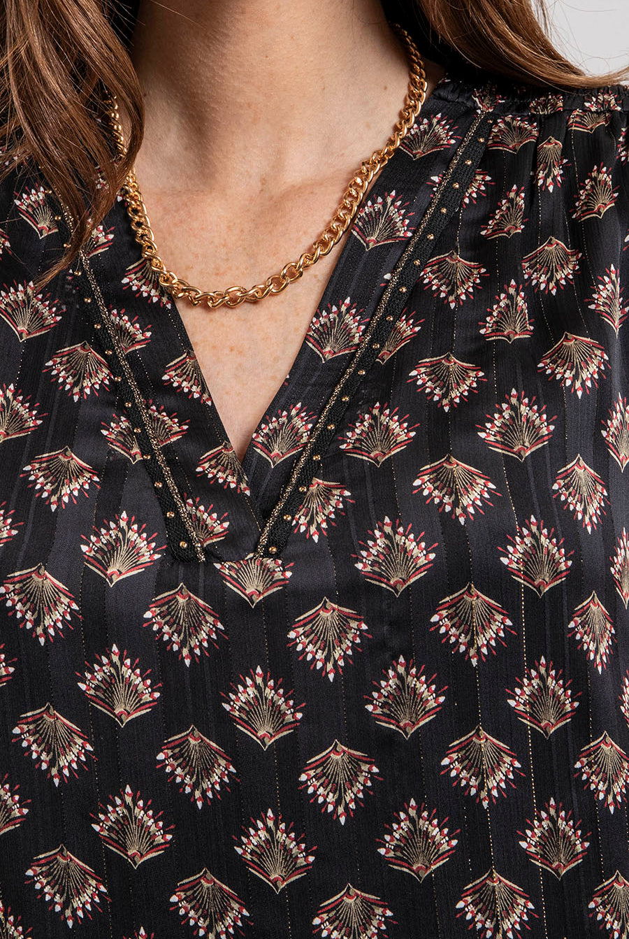 Robe courte imprimé noir et bordeaux | Elora