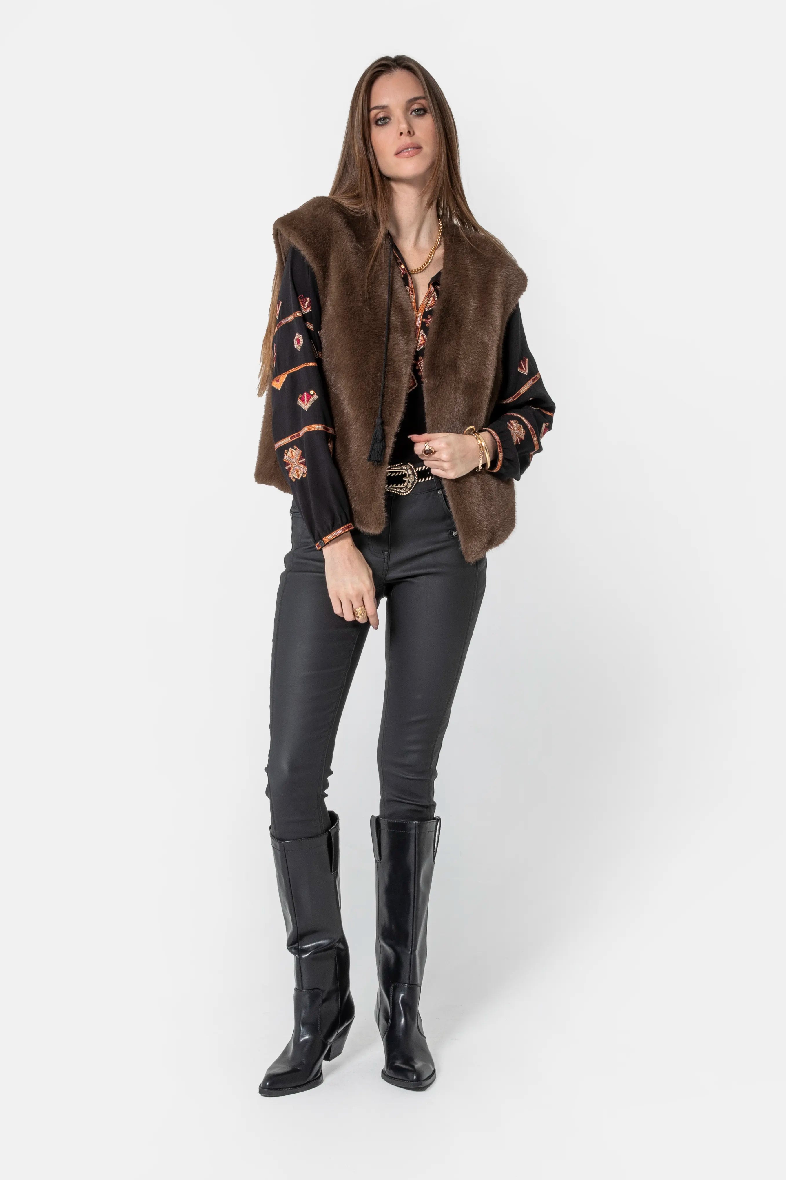 Boléro fausse fourrure sans manche choco | Elora