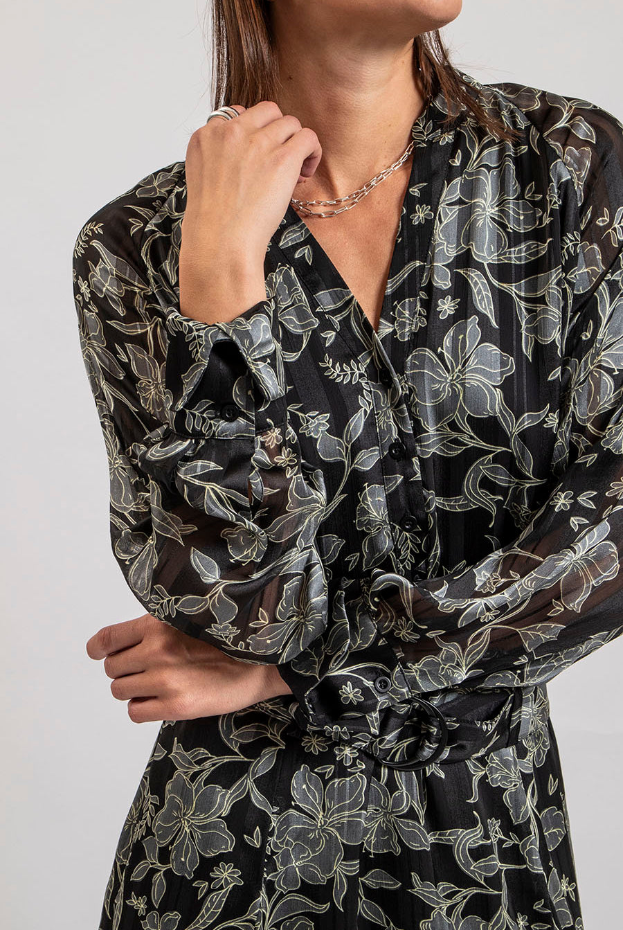 Robe courte imprimé fleurs noir et kaki | Elora