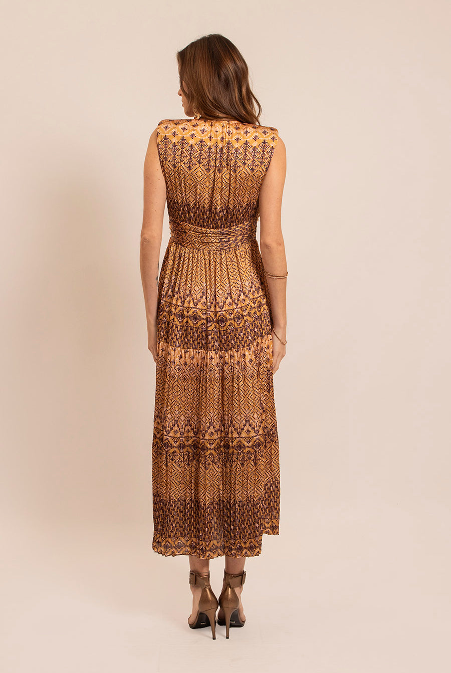 Robe longue plissée dorée | Elora