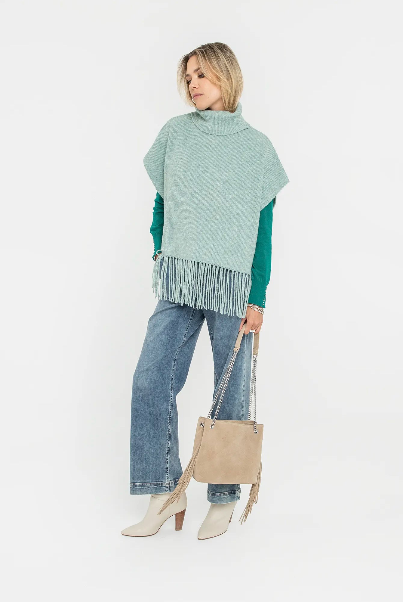 Poncho col roulé frangé vert d'eau | Elora