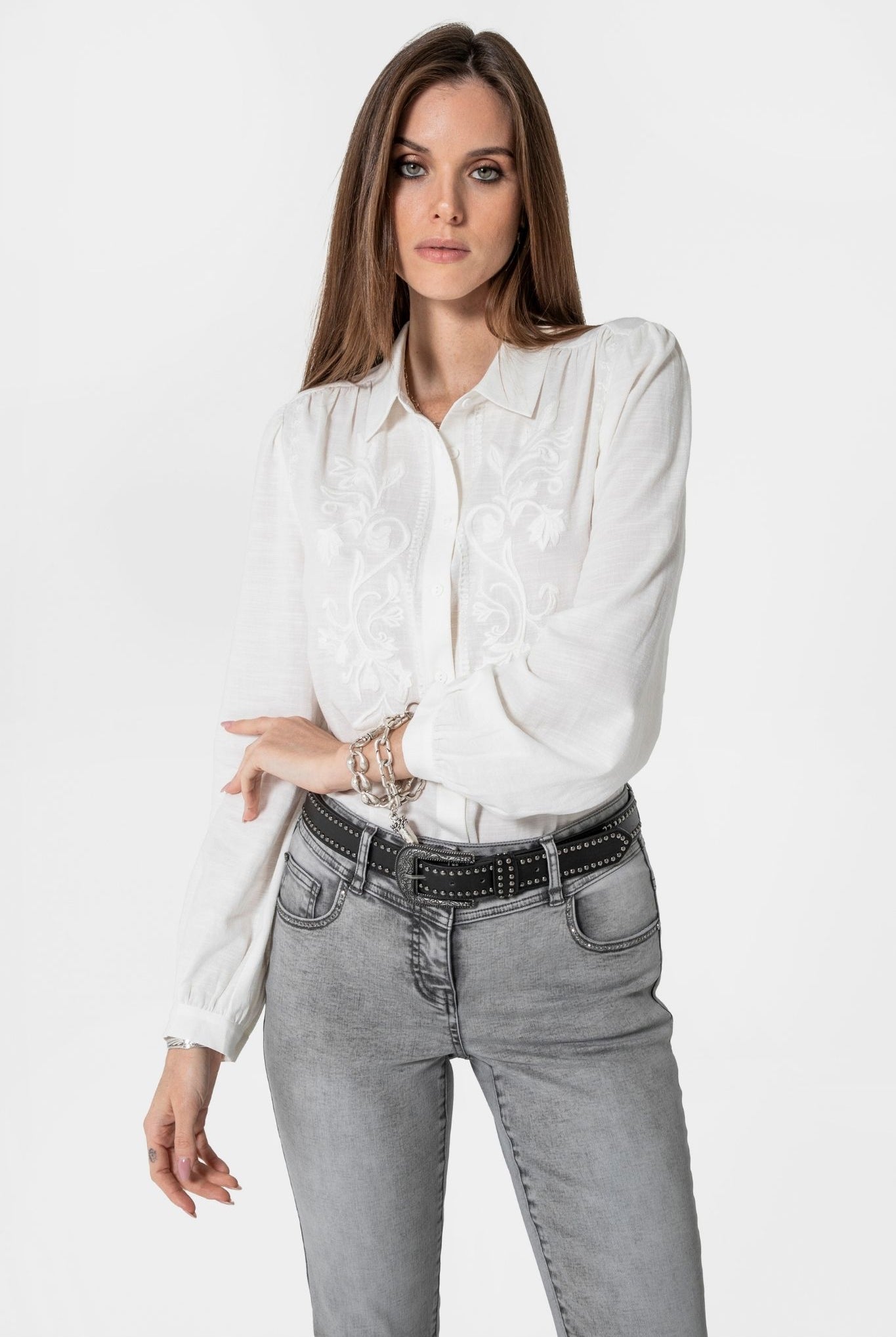 Chemise à broderie écru | Elora