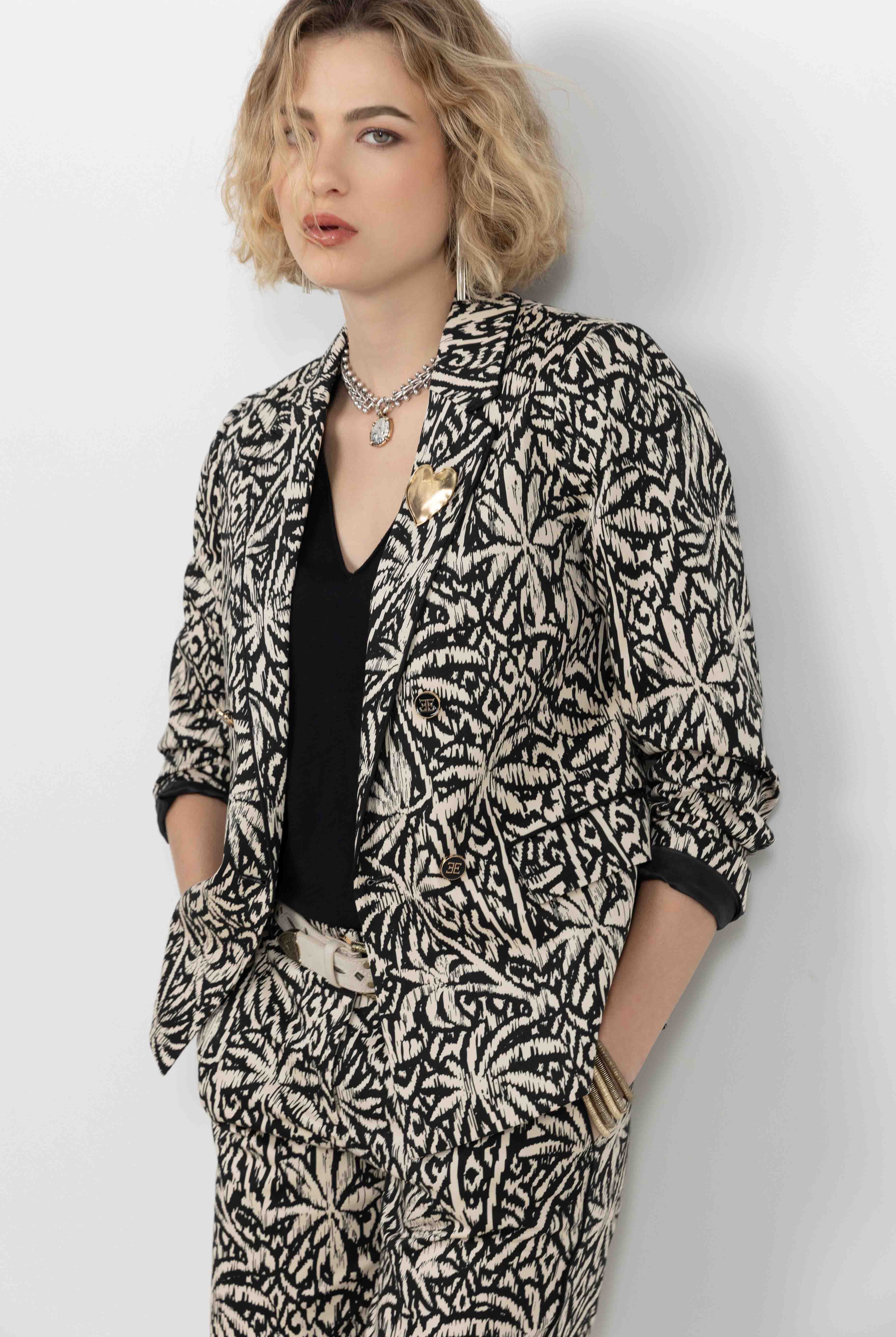 Veste imprimé écru et noir chic | Elora