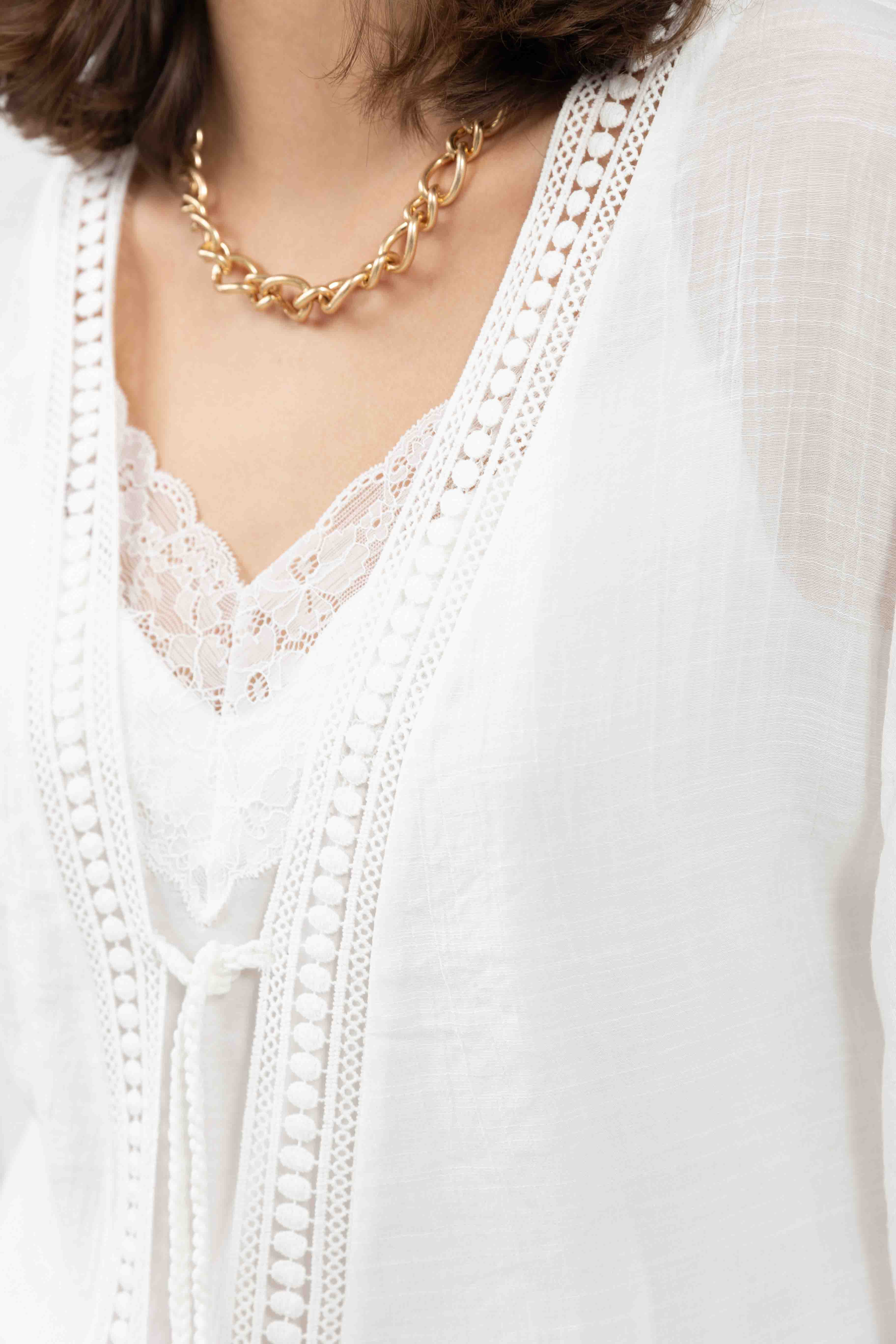 Poncho kimono écru bohème avec dentelle | Elora