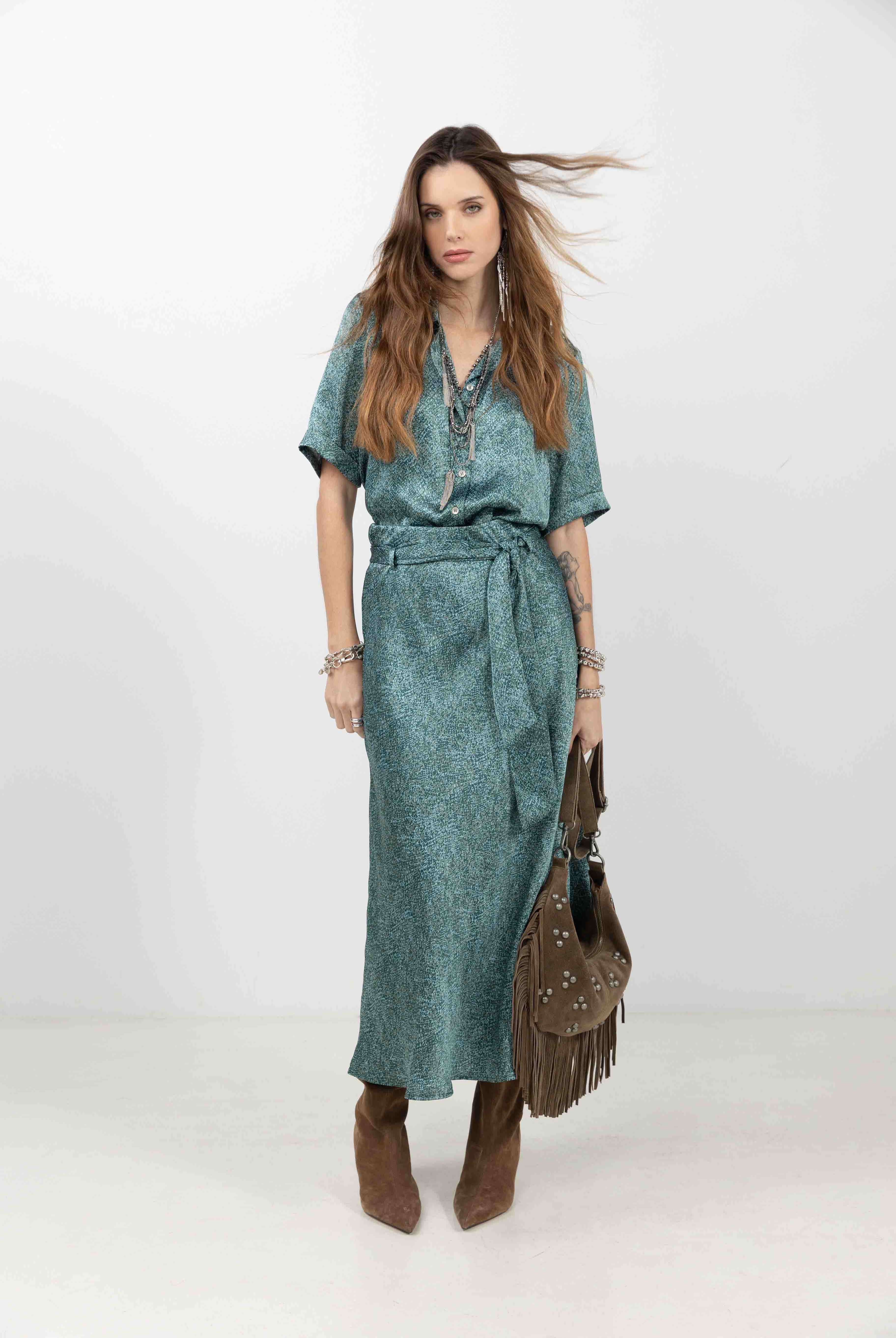 Jupe satin vert coupe sirène élégante | Elora