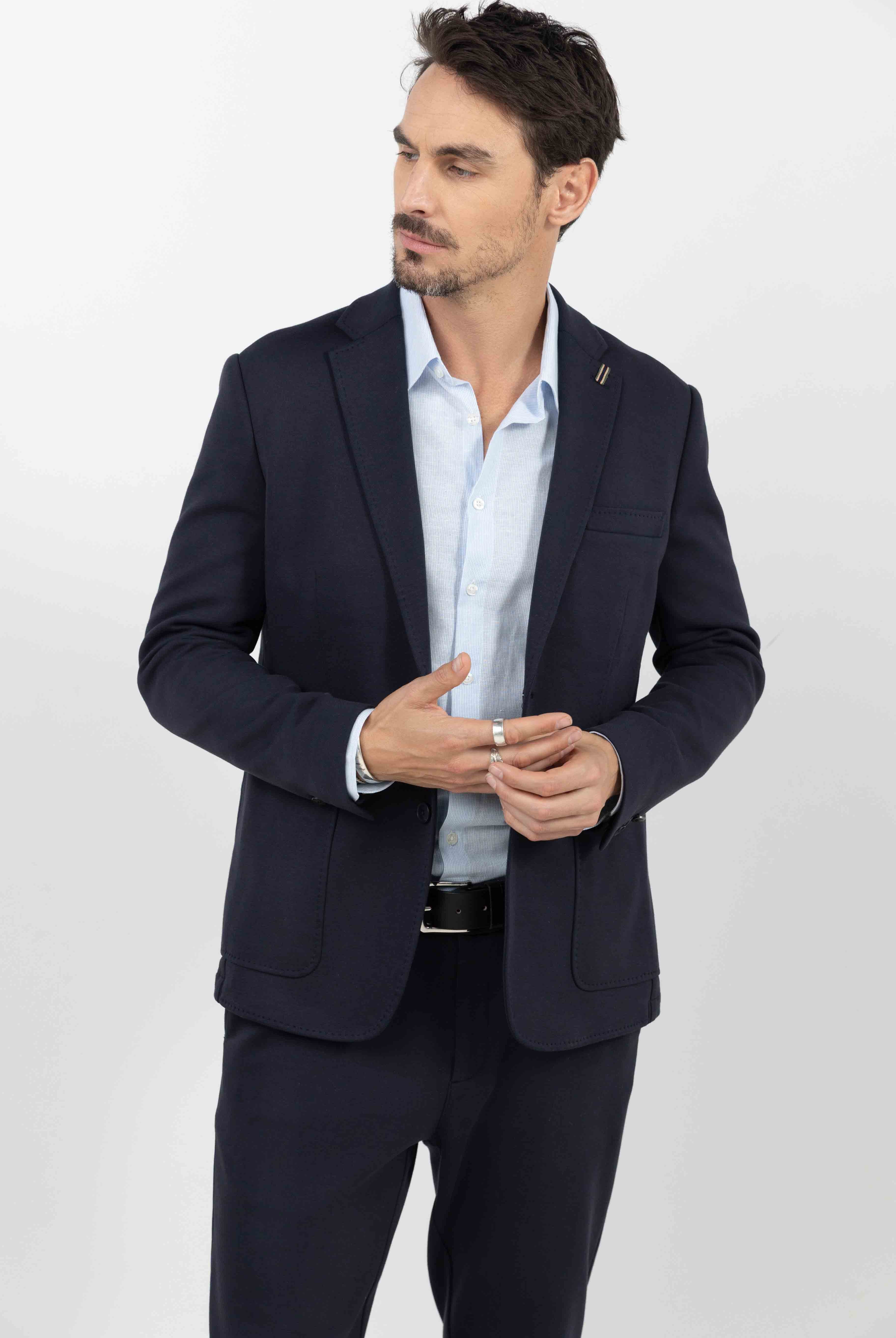 Veste tailleur bleu marine élégante | Elora