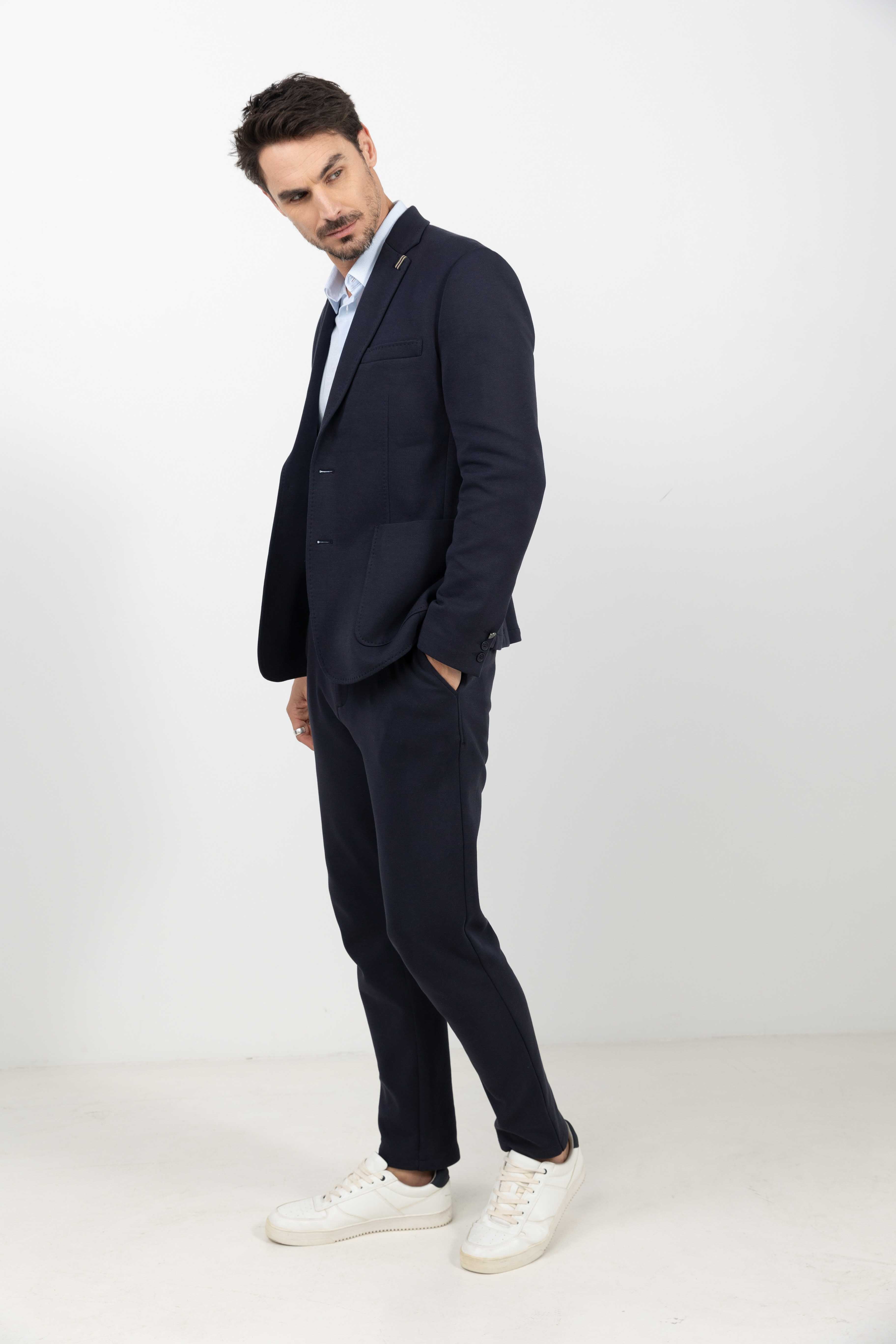 Veste tailleur bleu marine élégante | Elora