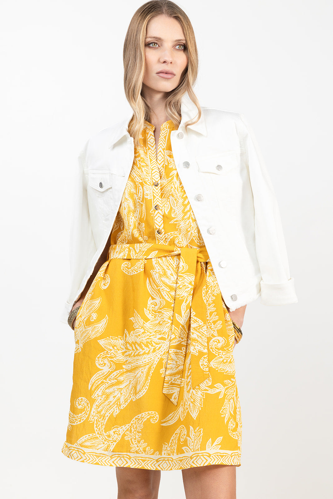 Robe imprimée jaune épaulée ceinturée | Elora