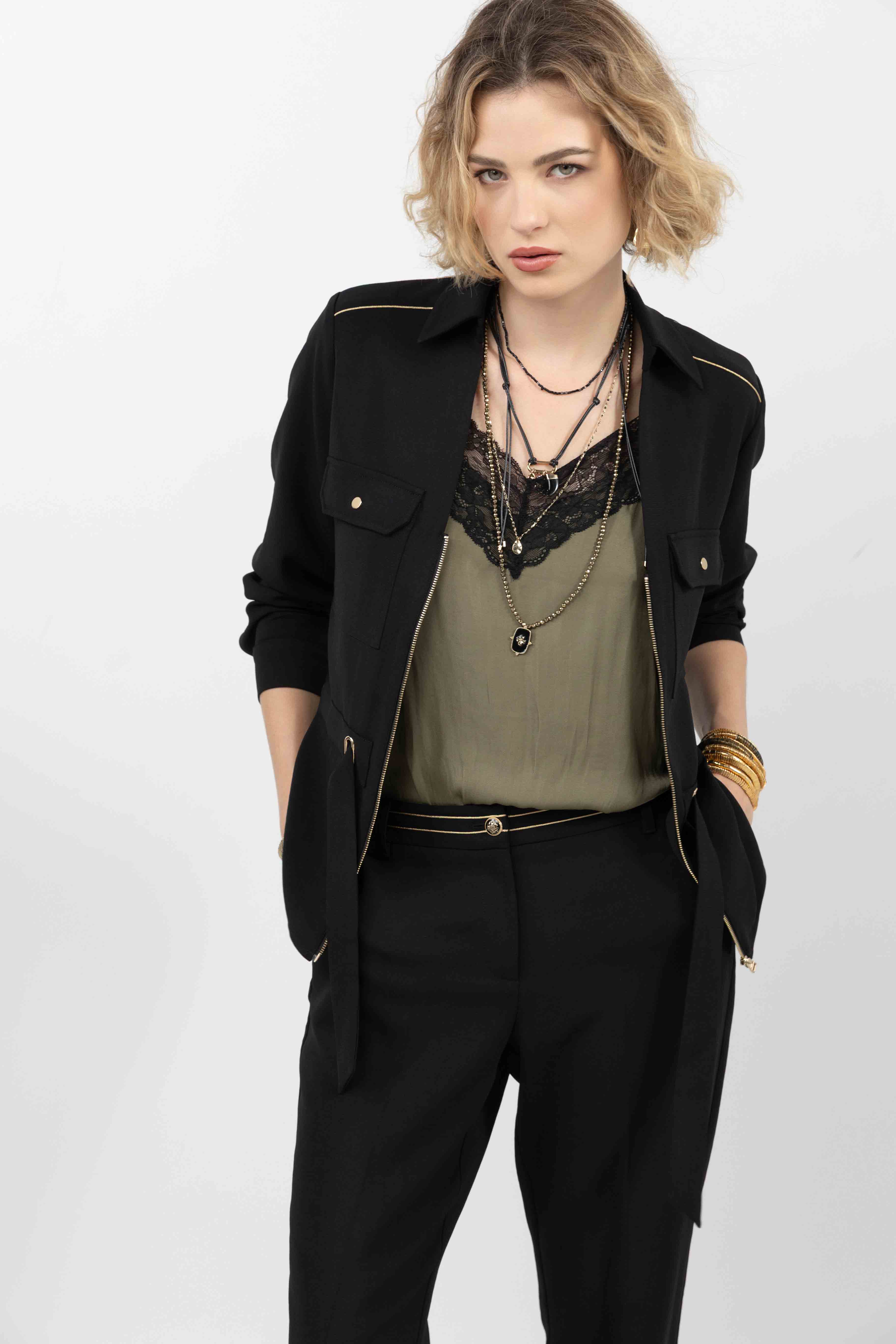 Veste noir chic ceinturée | Elora