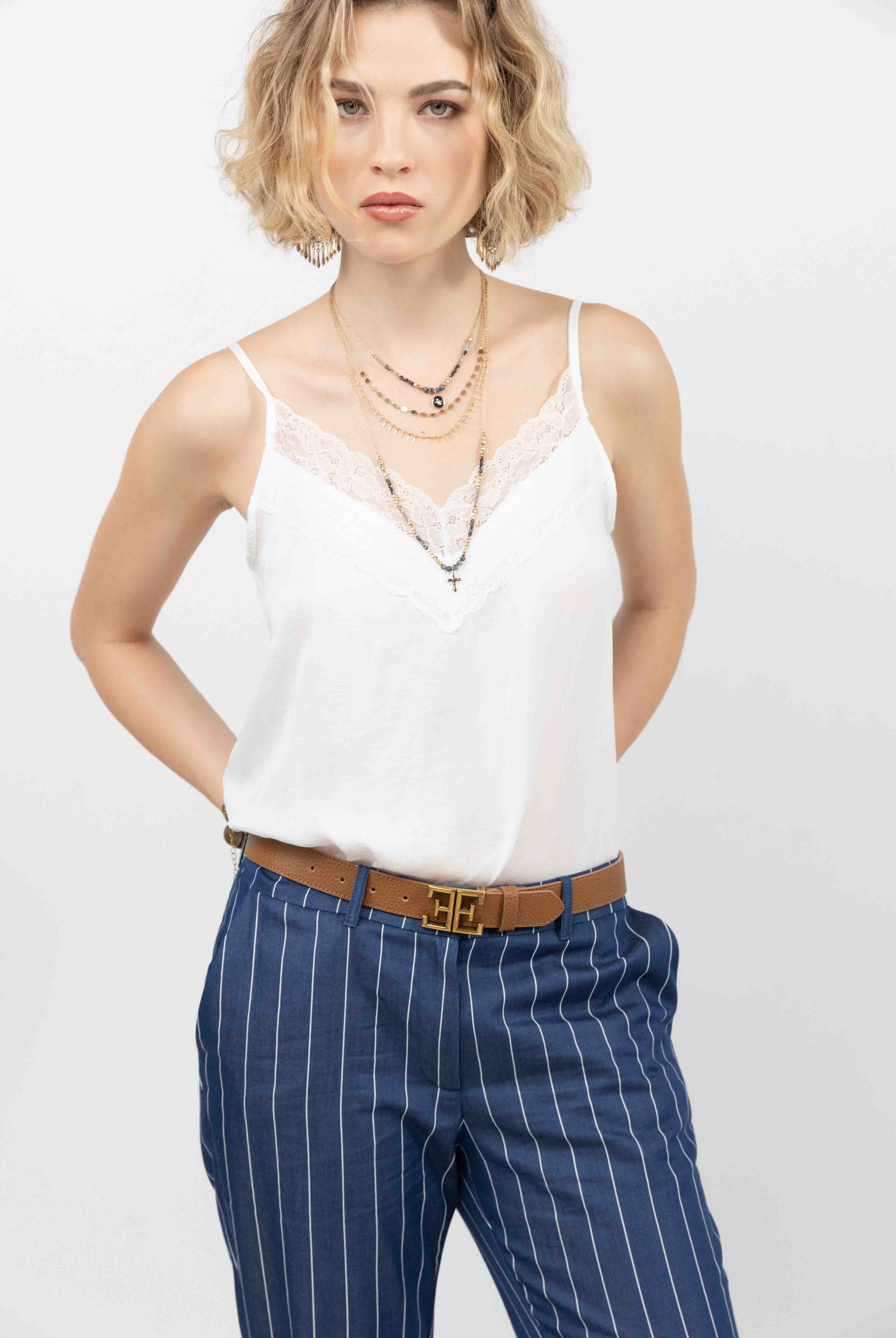 Caraco écru satin dentelle délicate | Elora