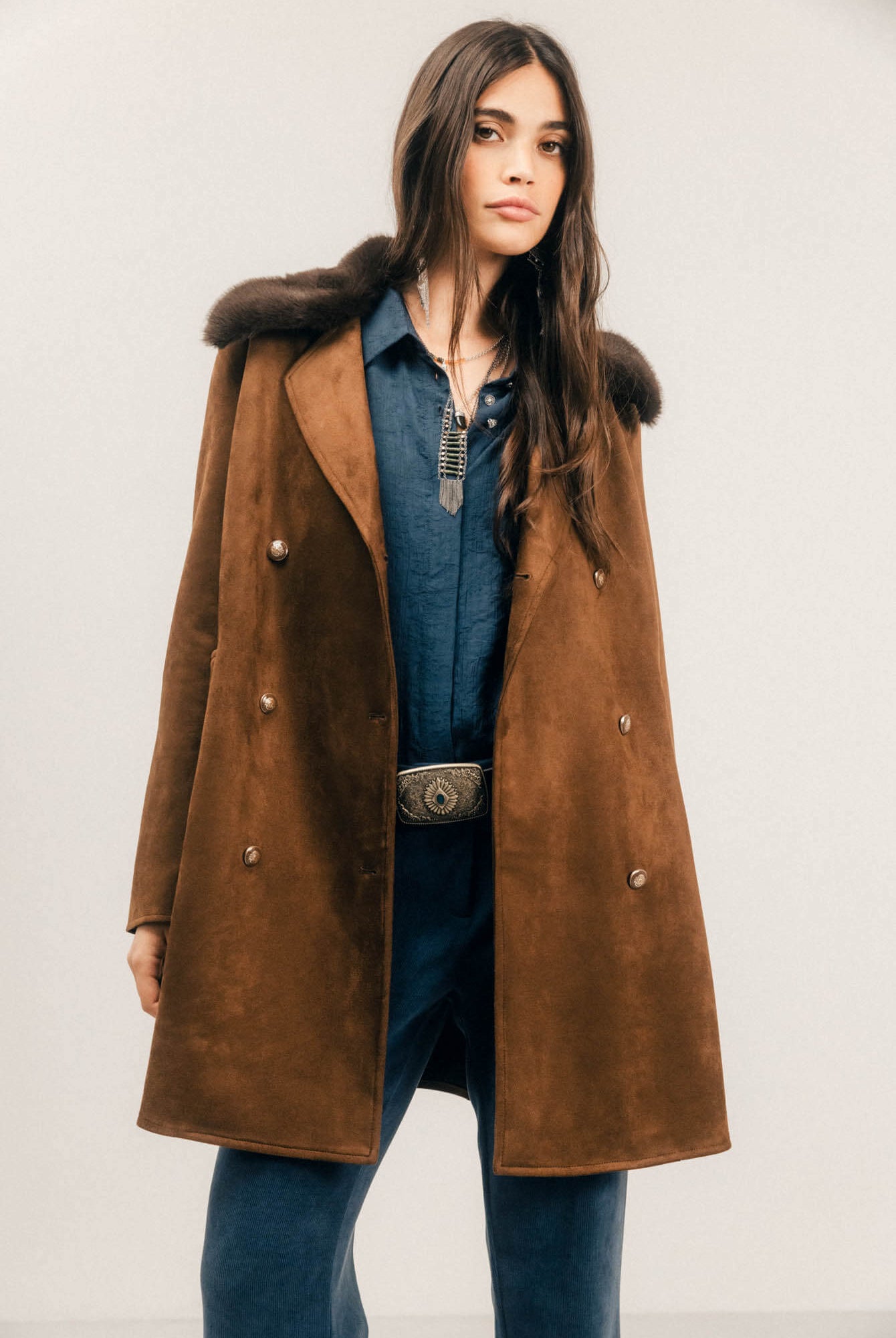 Trench choco suédine col fausse fourrure | Elora