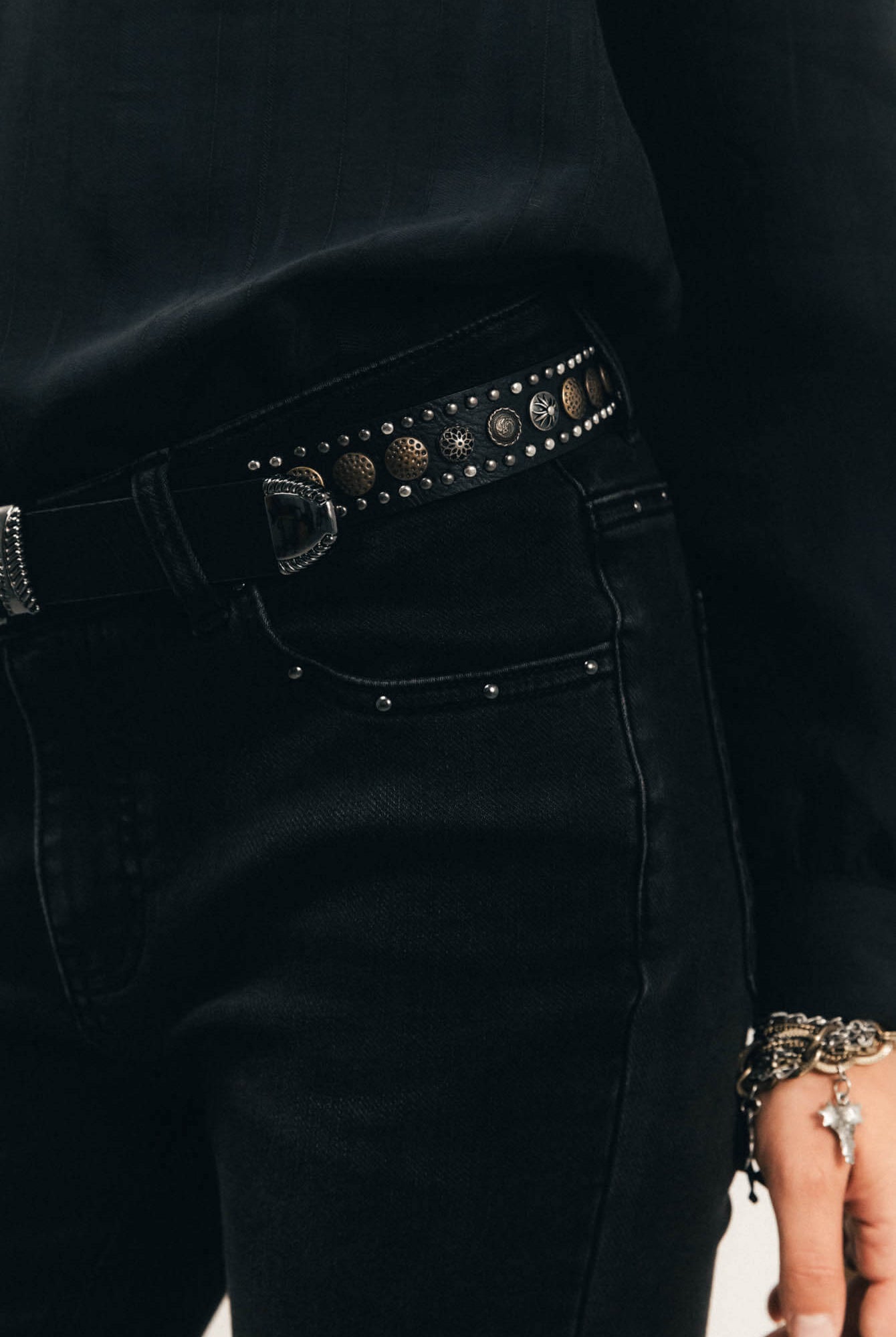 Jean flare noir esprit seventies | Elora