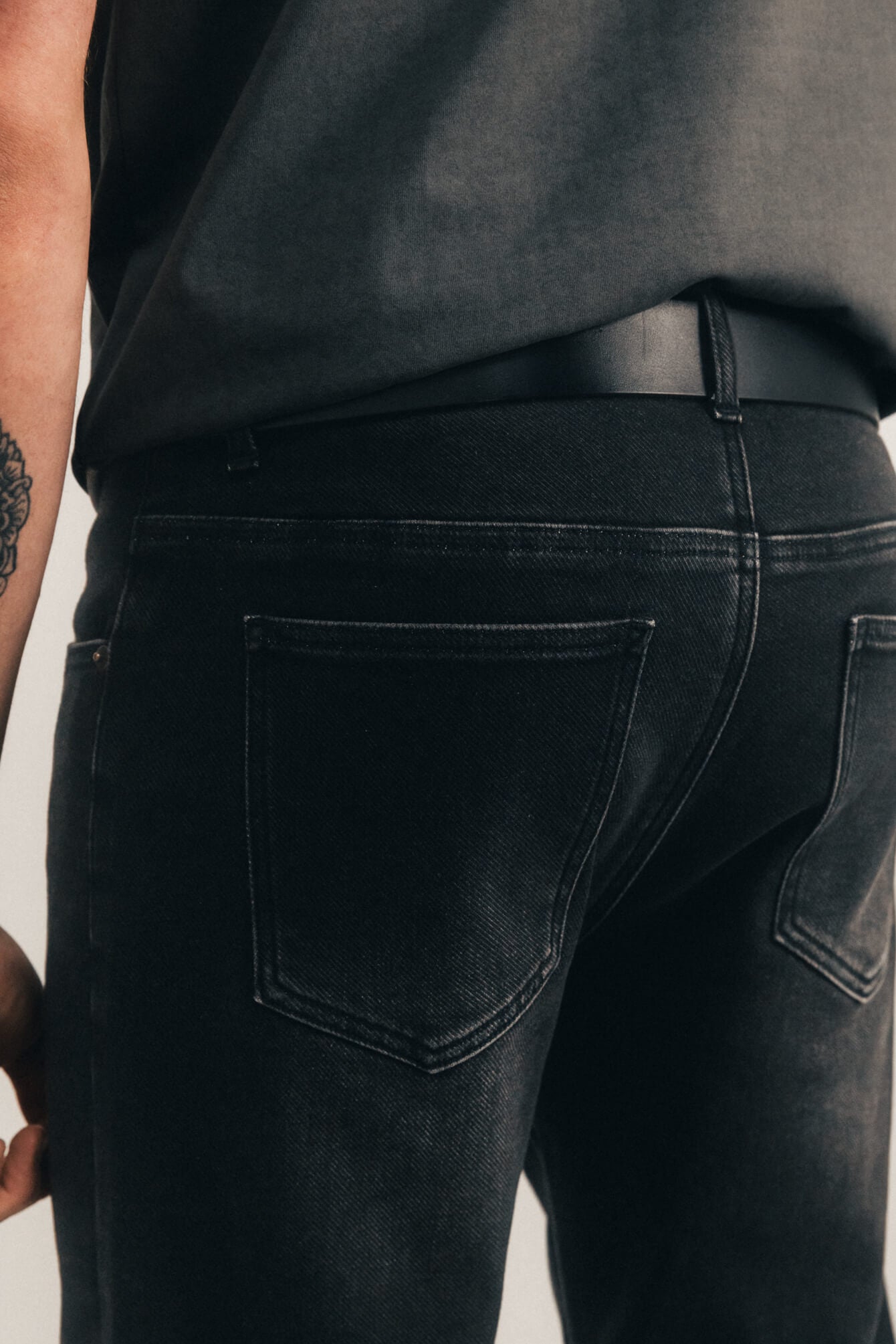 Jean noir denim confort 5 poches | Elora