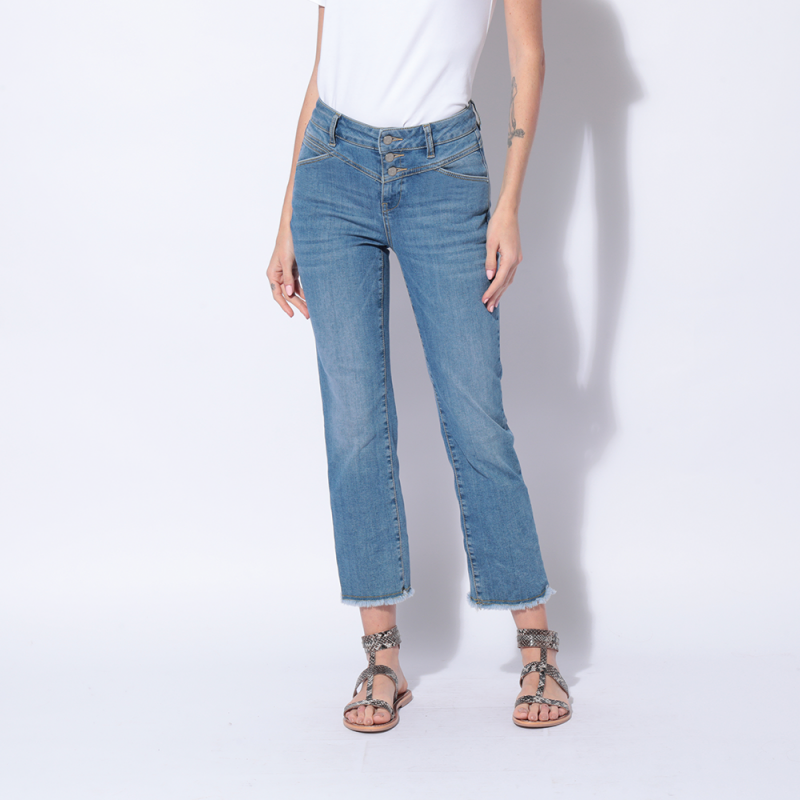 https://www.elora.com/10347-thickbox_default/medium-blue-bootcut-cropped-jeans-in-responsible-cotton.jpg