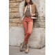 Pantalon slim coloris rouille