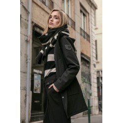 Mid-length wrinkle-free parka, black