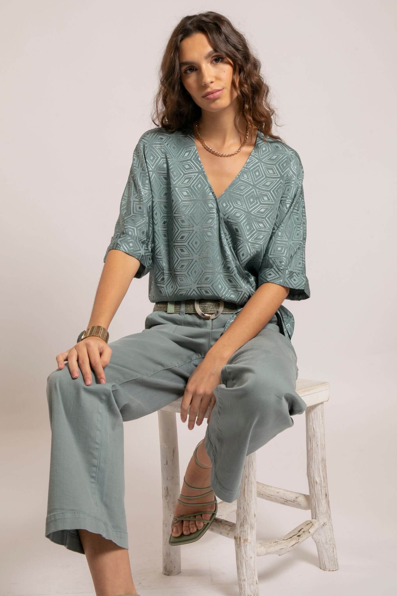 Blouse satinée esprit kimono lagon | Elora