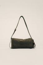 Sac bowling kaki suédé clouté | Elora