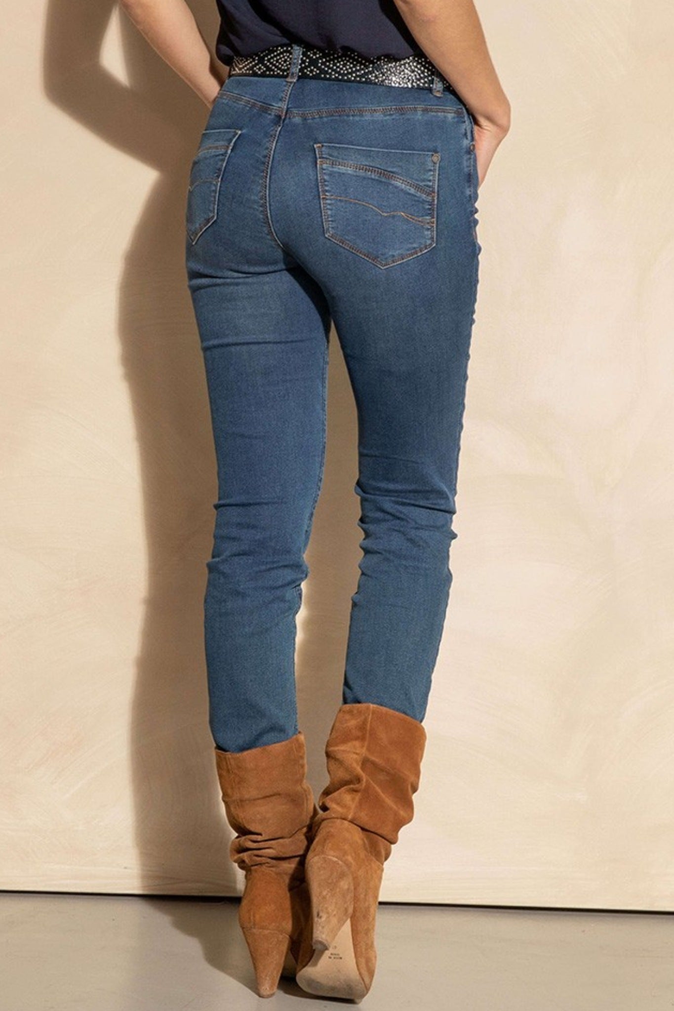 Jean coloris bleu moyen | Elora