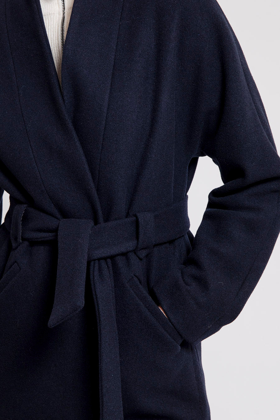 Manteau kimono bleu marine en drap de laine | Elora