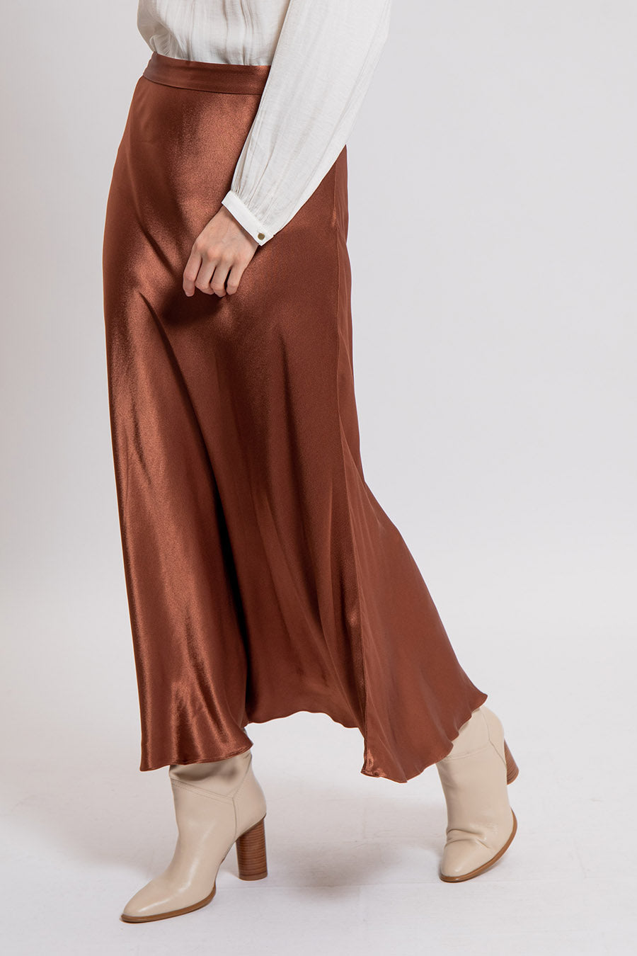 Jupe en satin coupe sirène coloris choco | Elora