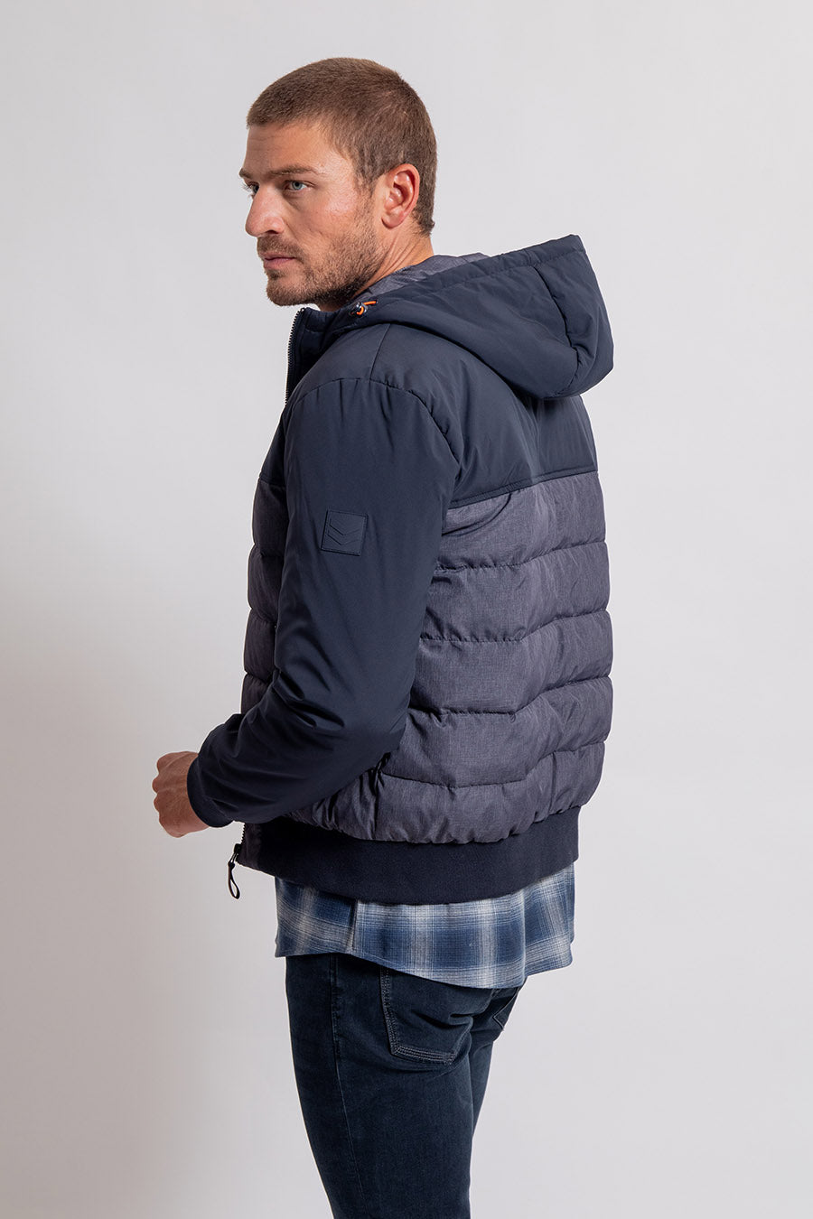 Blouson matelassé à capuche coloris navy | Elora