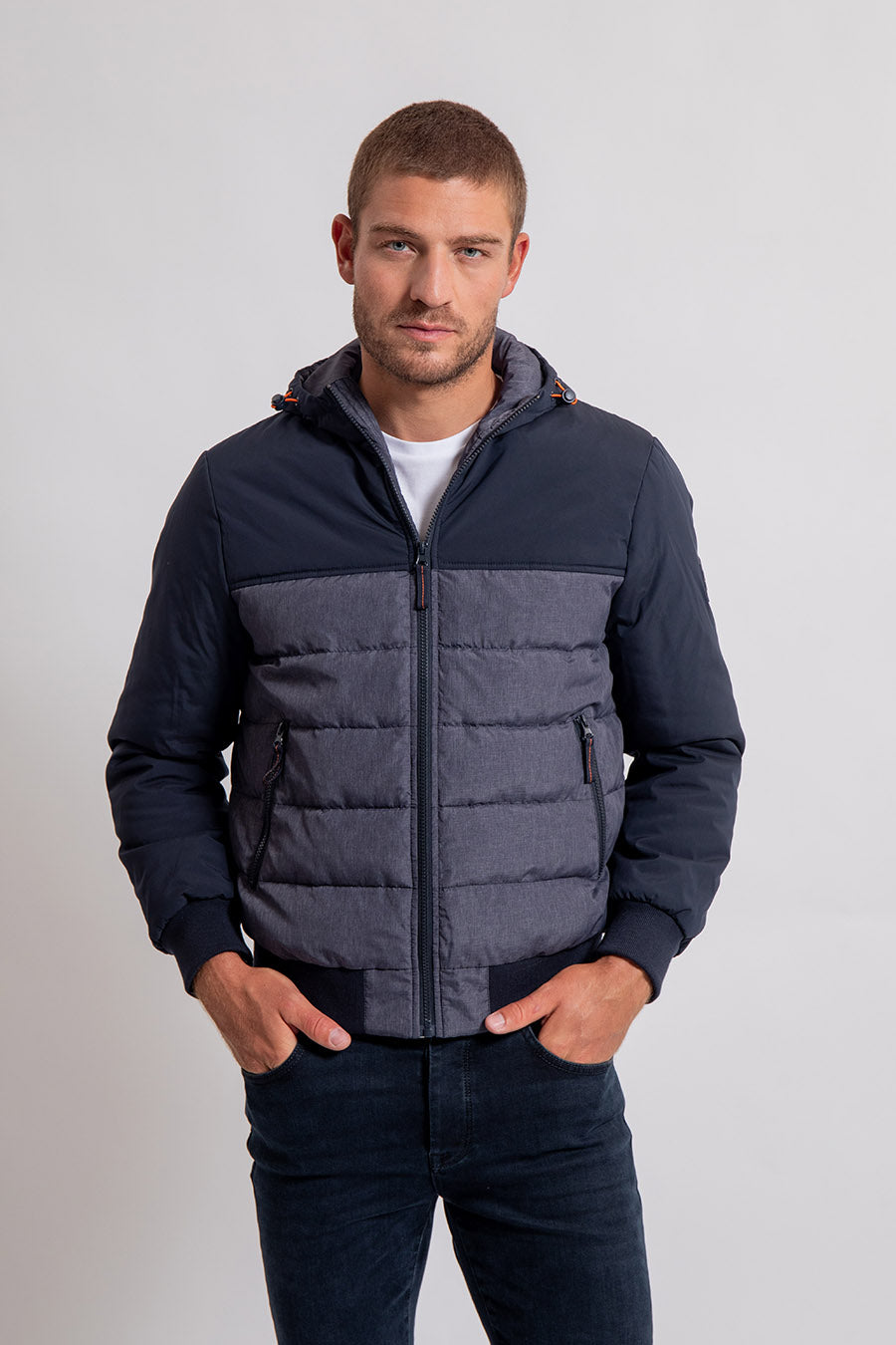Blouson matelassé à capuche coloris navy | Elora