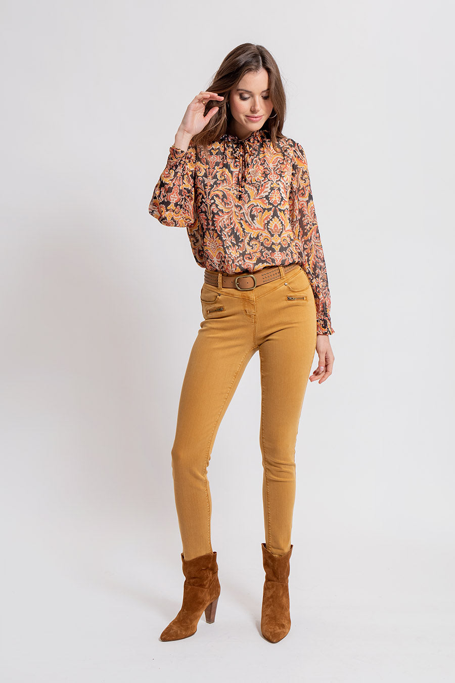 Blouse imprimé baroque noir et ocre | Elora