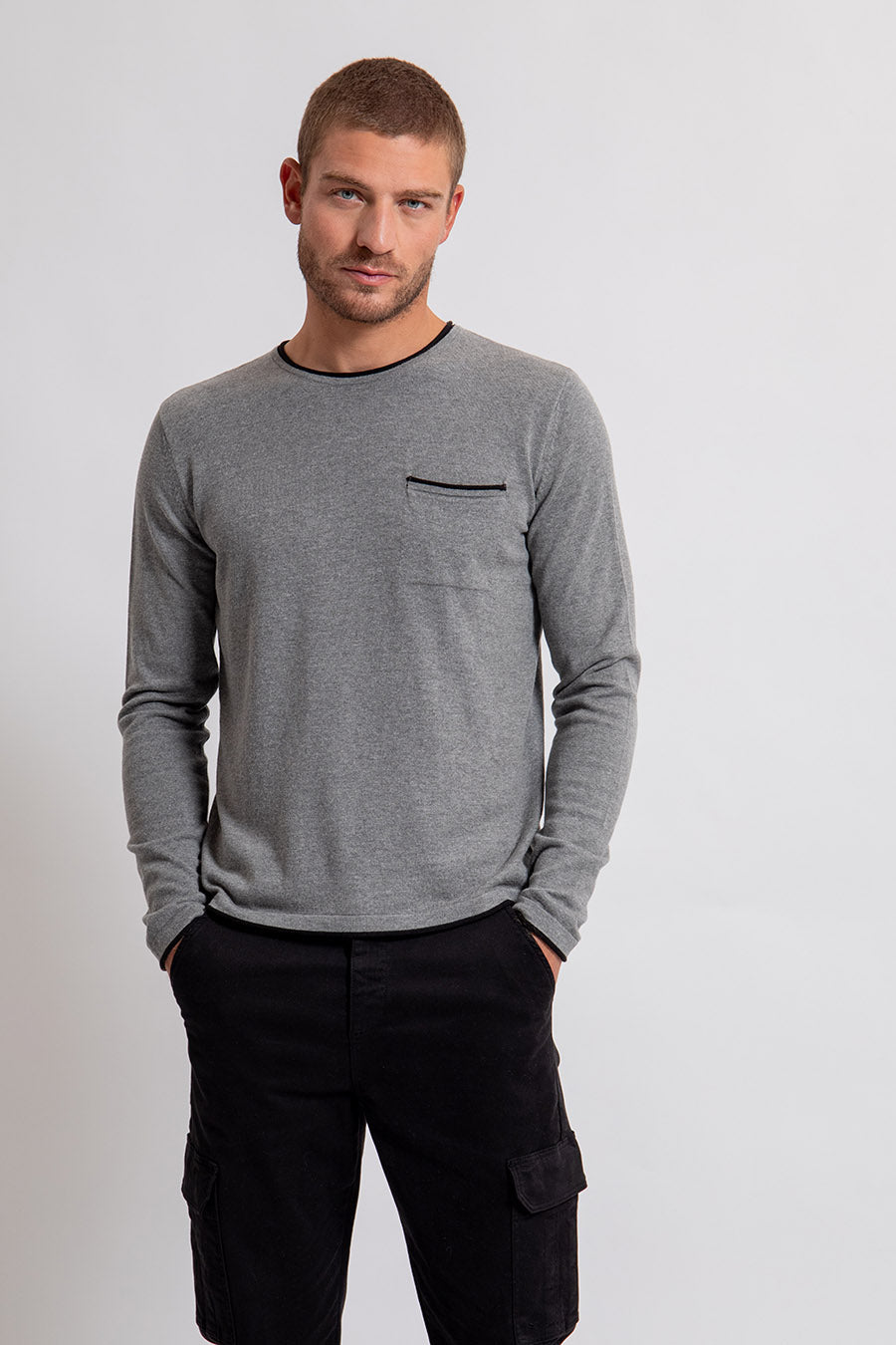 Pull fin gris et noir | Elora