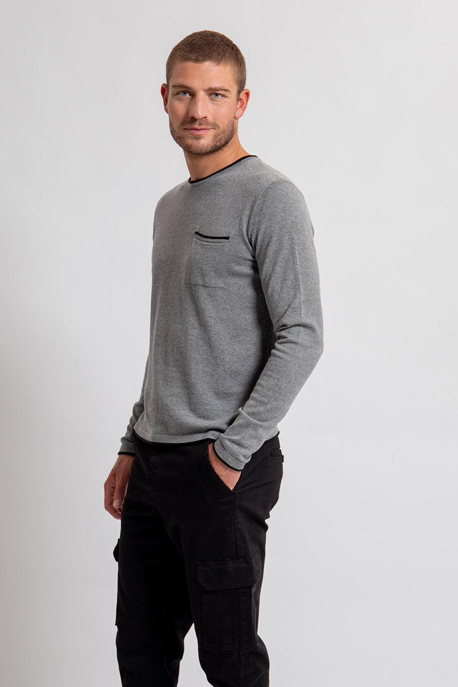 Pull fin gris et noir | Elora