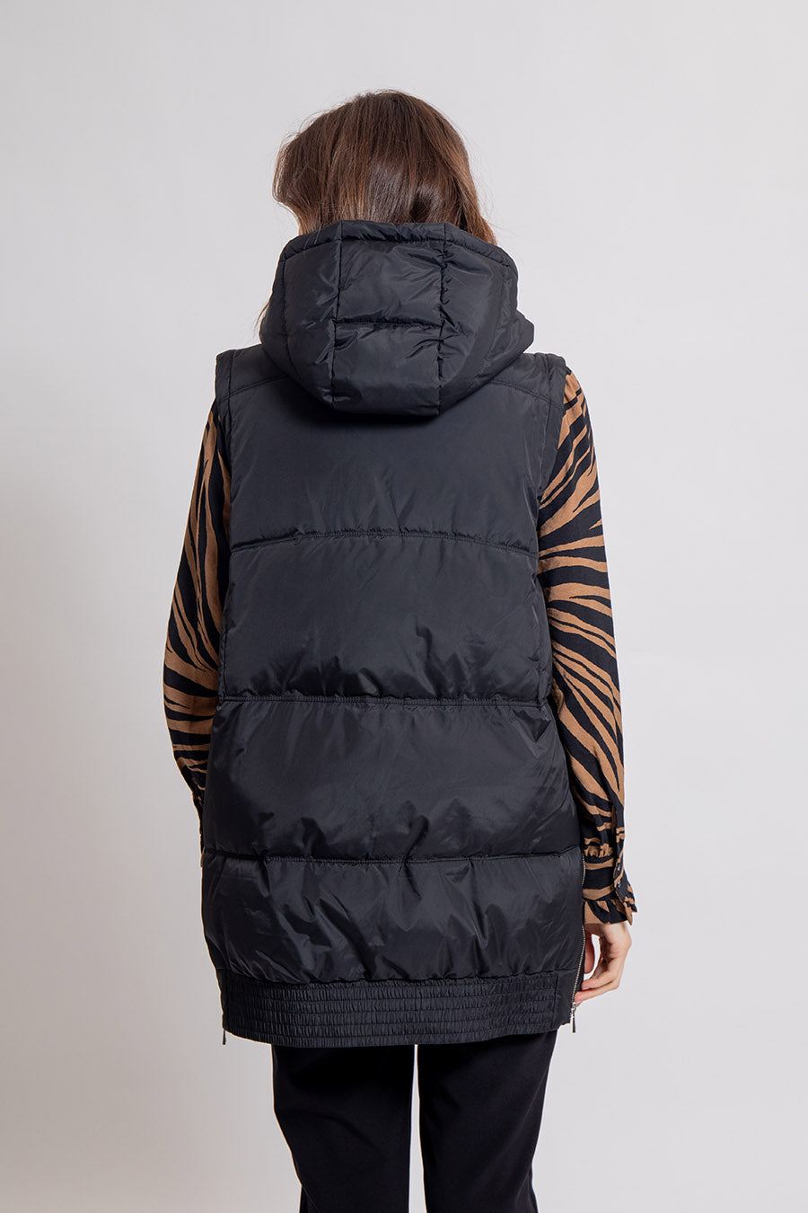 Doudoune noire mi longue avec manches amovibles | Elora
