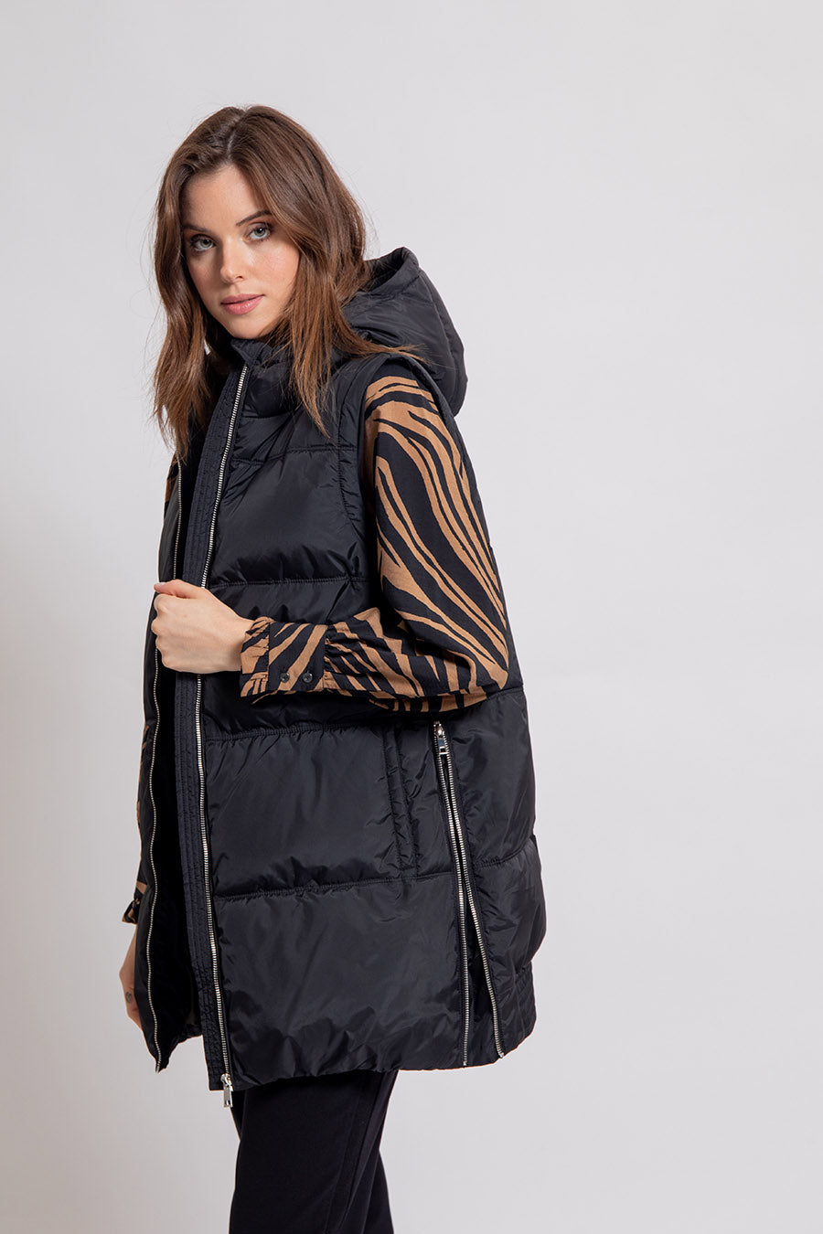 Doudoune noire mi longue avec manches amovibles | Elora