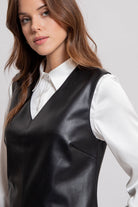Robe trapèze en simili cuir noir | Elora