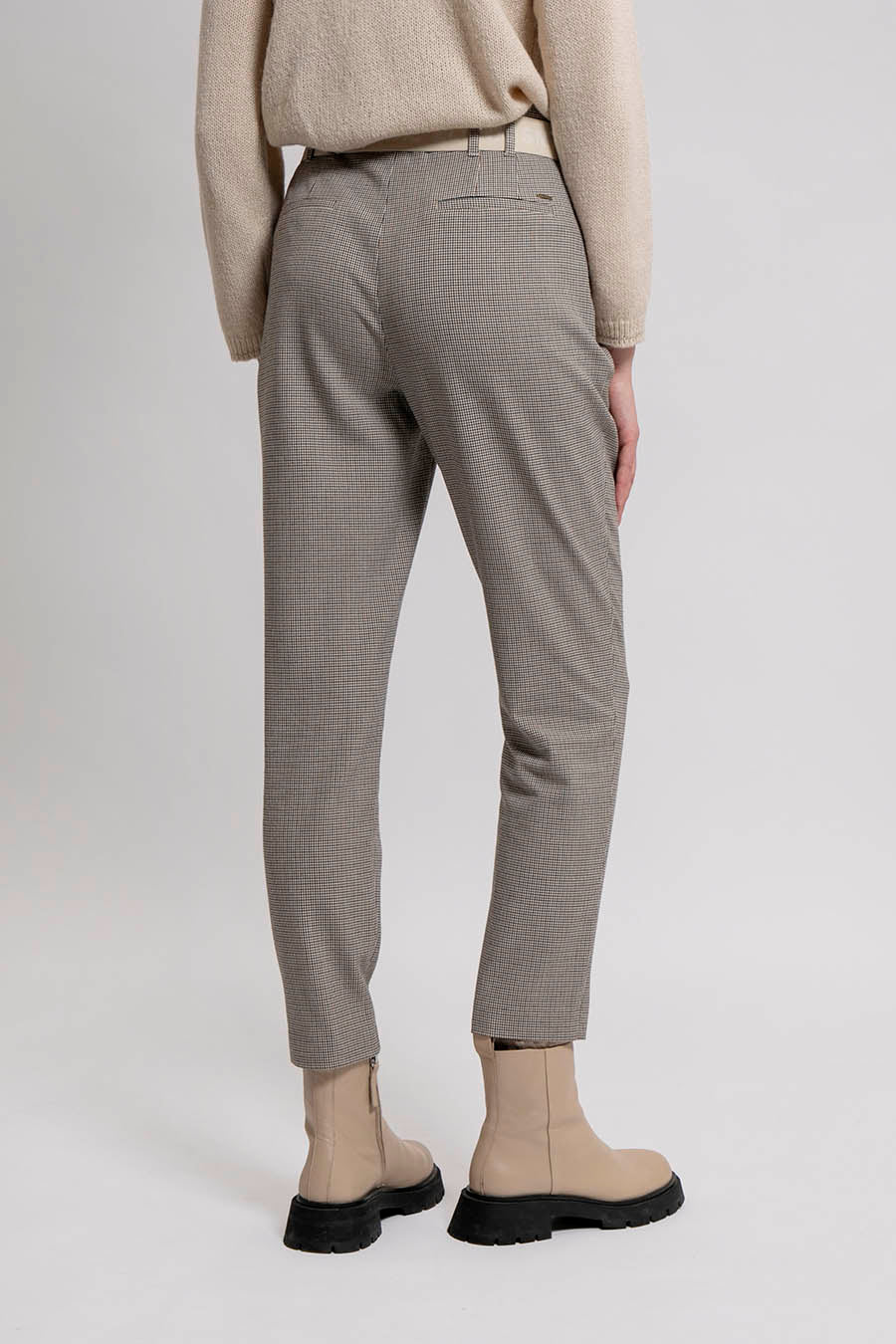 Pantalon coupe cigarette à carreaux beiges | Elora