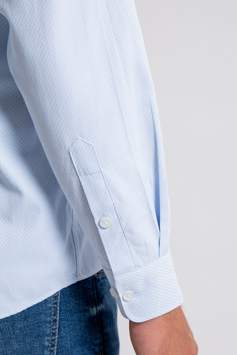 Chemise coupe droite en tissu jacquard bleu ciel | Elora