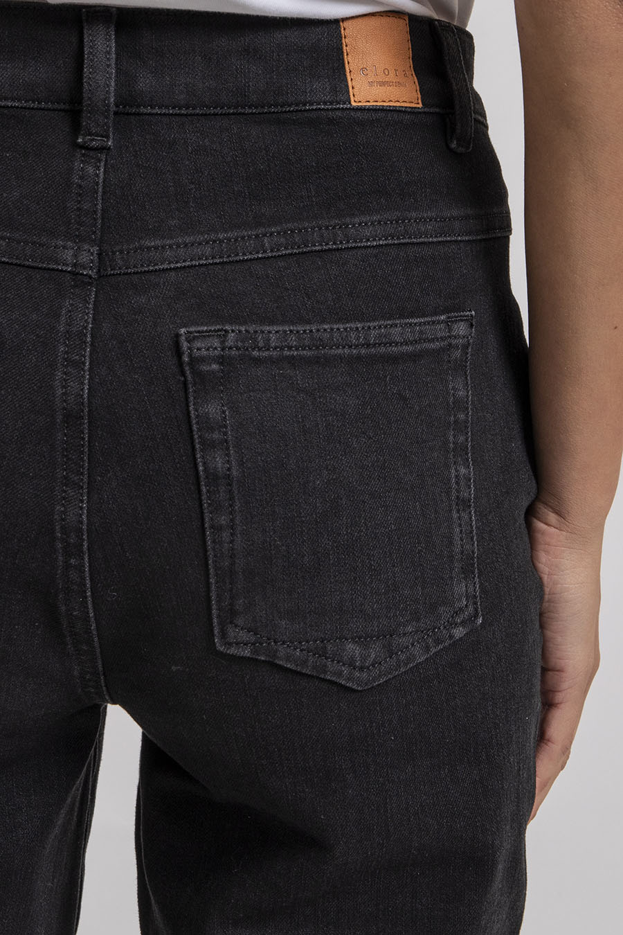 Jean bootcut cropped noir | Elora