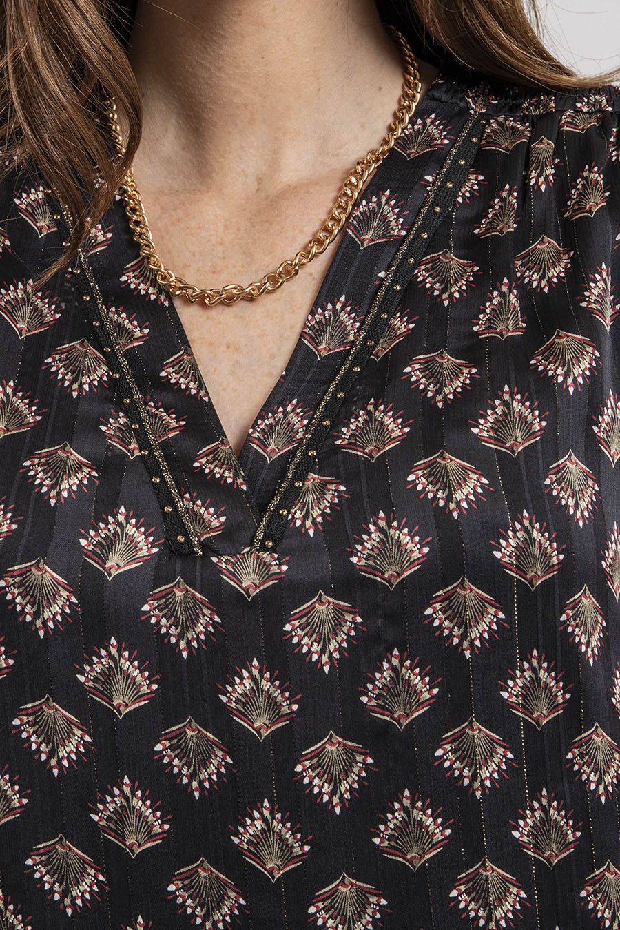 Robe courte imprimé noir et bordeaux | Elora