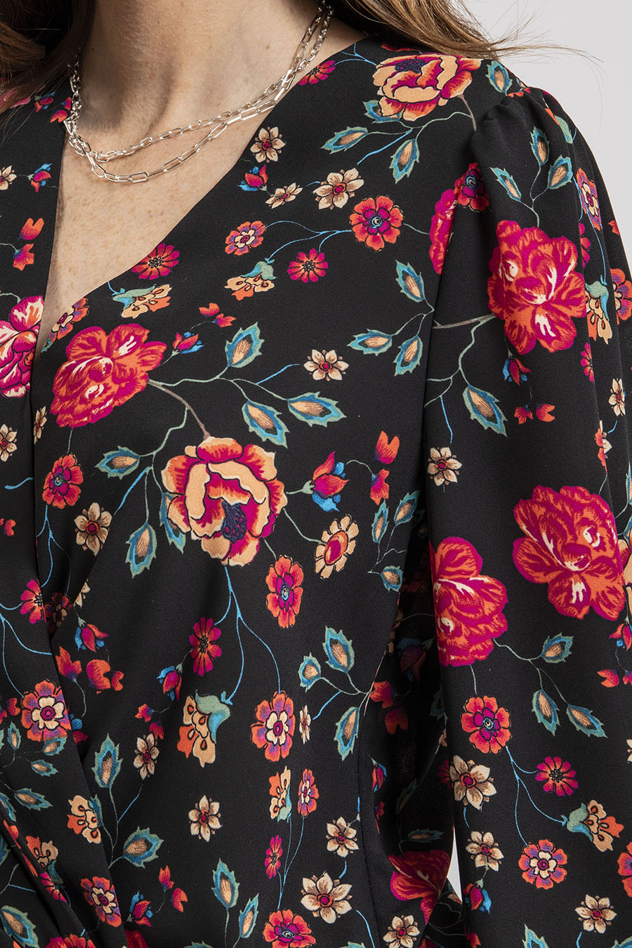 Blouse cache coeur imprimé noir et rose | Elora