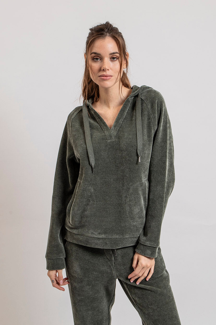 Sweat à capuche coloris tilleul | Elora