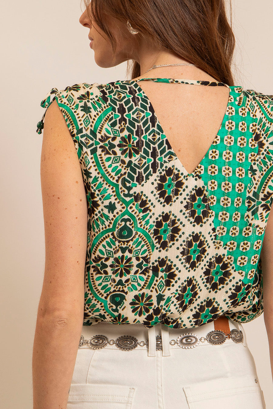 Top bohème sans manches émeraude | Elora