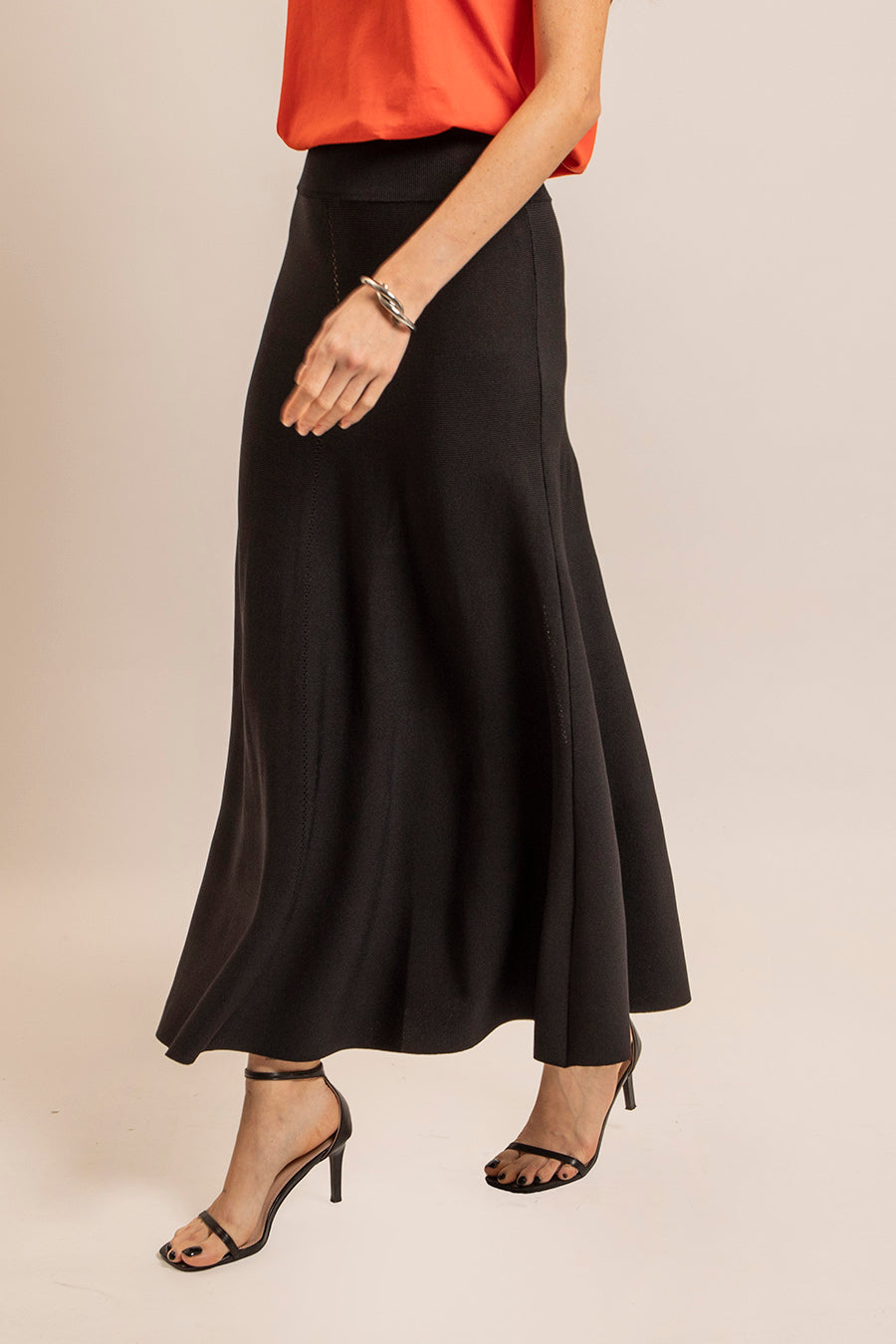 Jupe longue évasée noire | Elora
