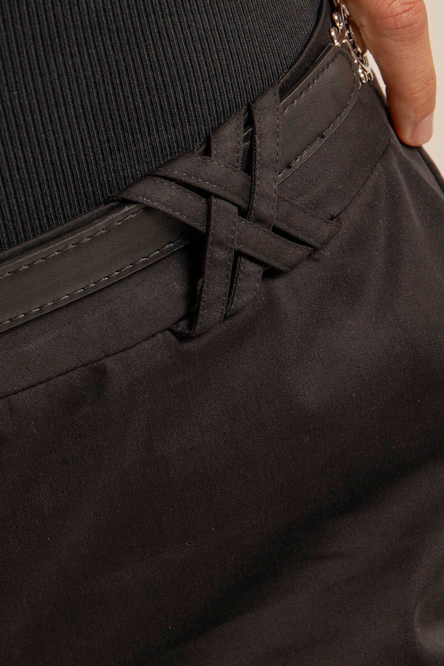 Pantalon seconde peau coloris noir | Elora