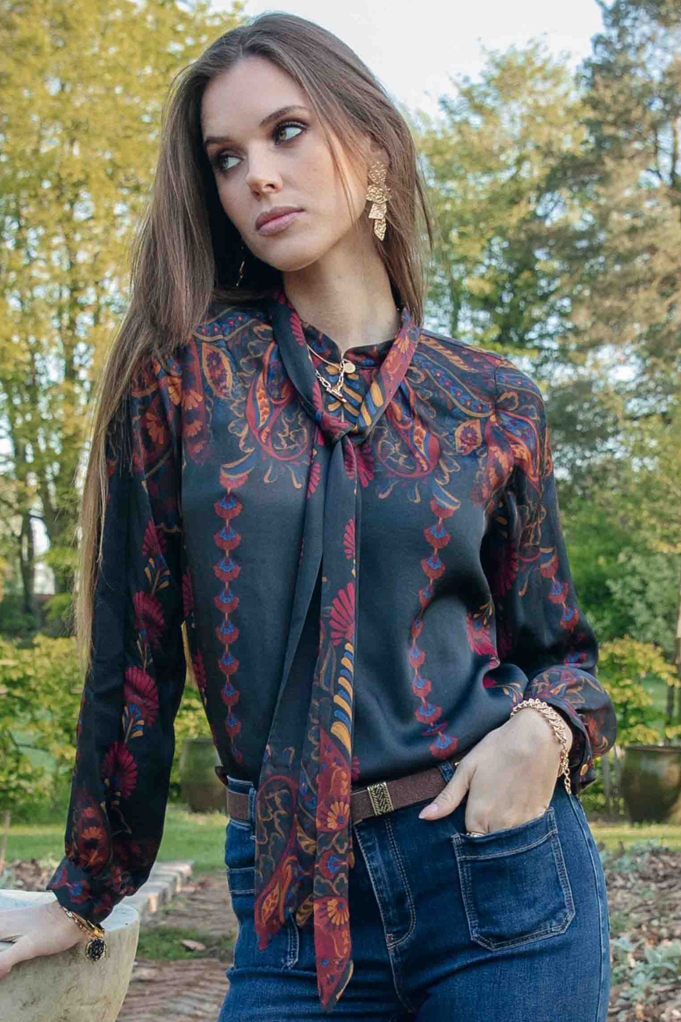 Blouse col cravate motif amérindien | Elora