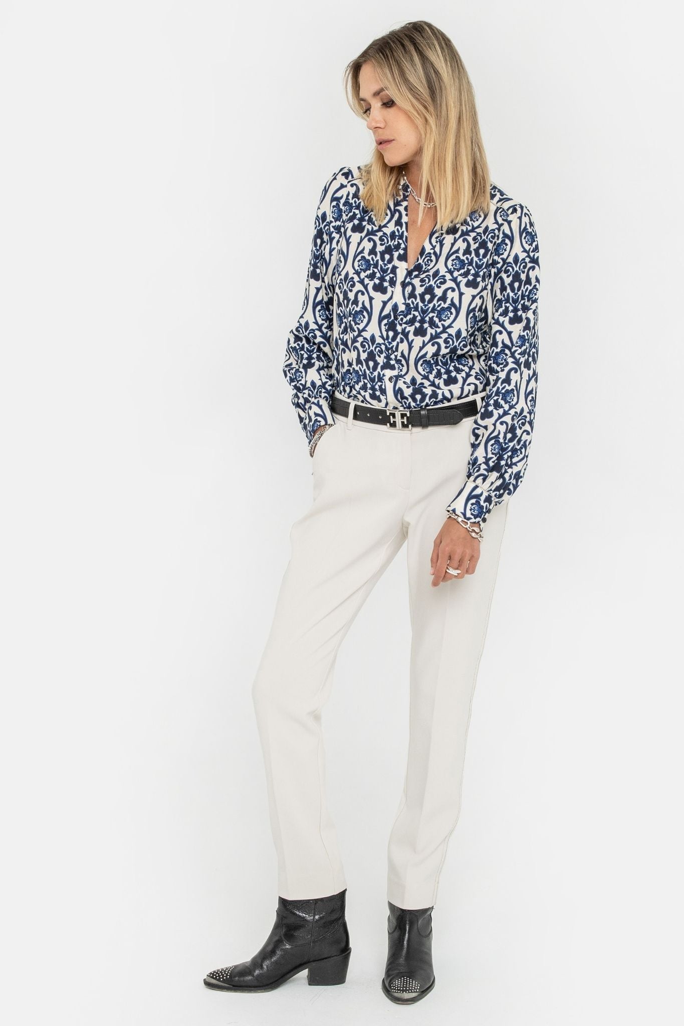 Blouse à motif bleu azur | Elora