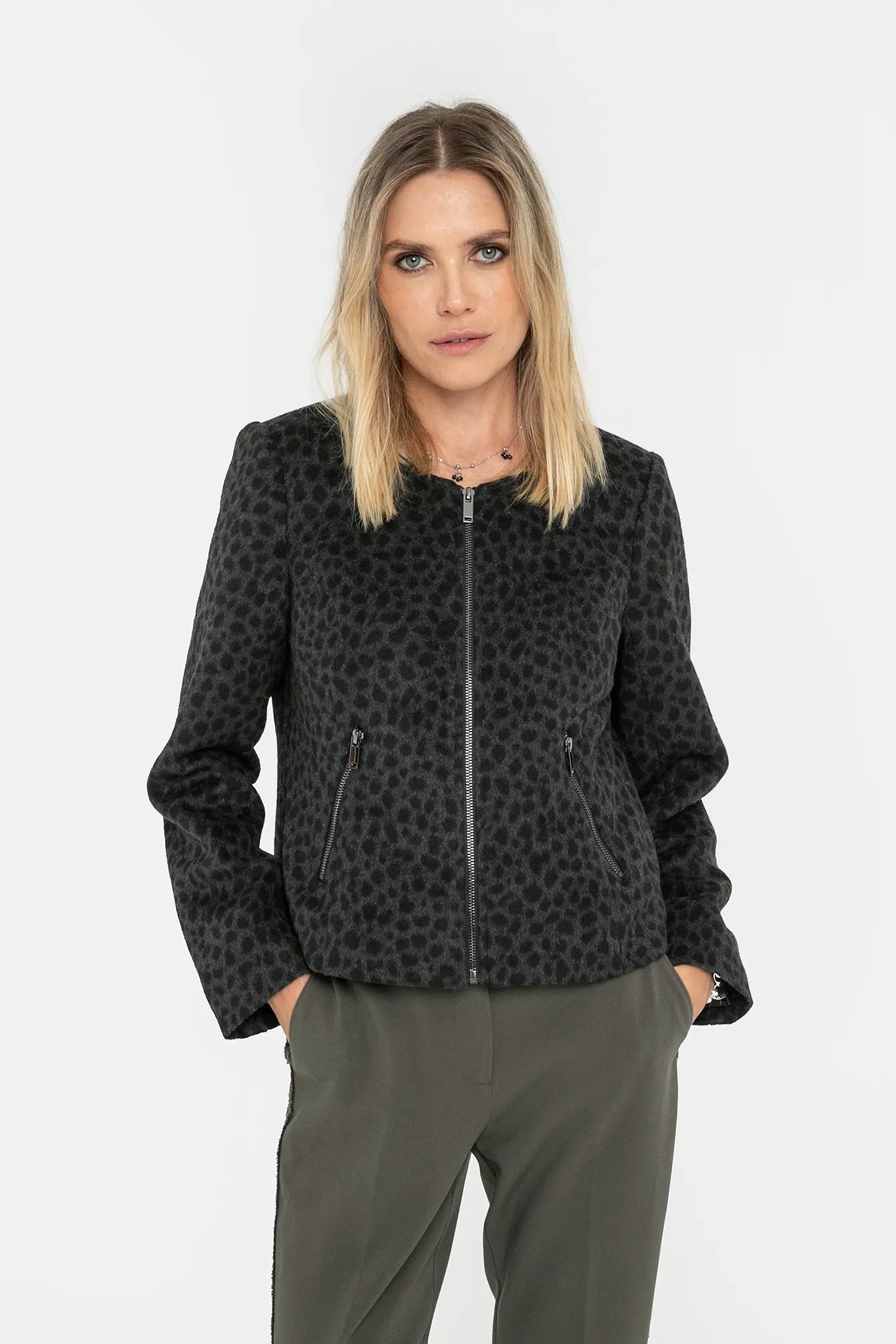 Veste inspiration couture imprimé léopard noir et gris | Elora