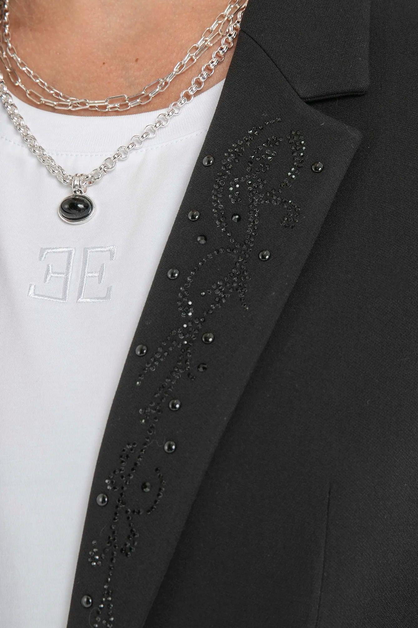 Veste tailleur à strass et clous noir | Elora